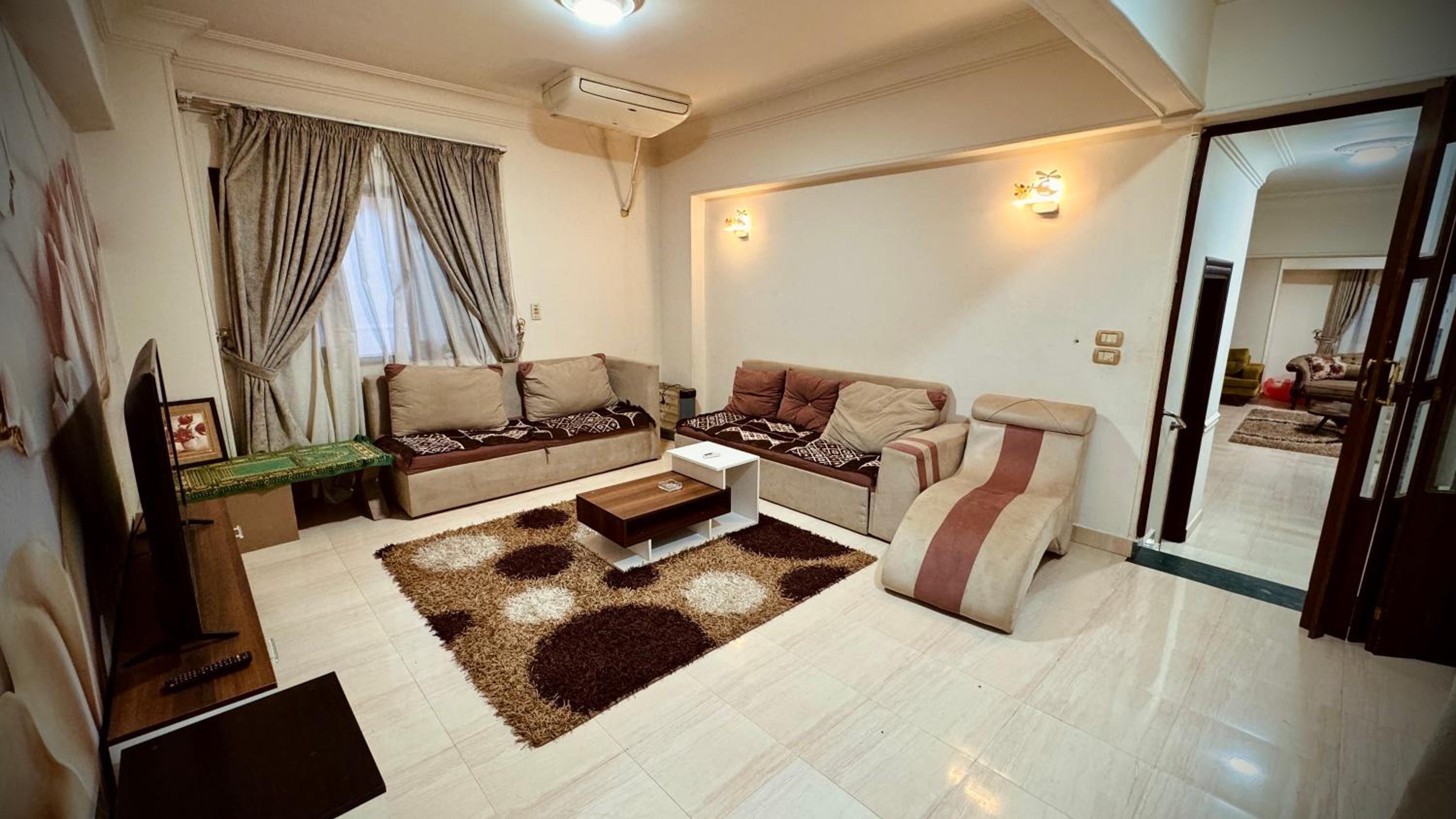 Elegant 3 Rooms Apartment in Private Villa in New Cairo