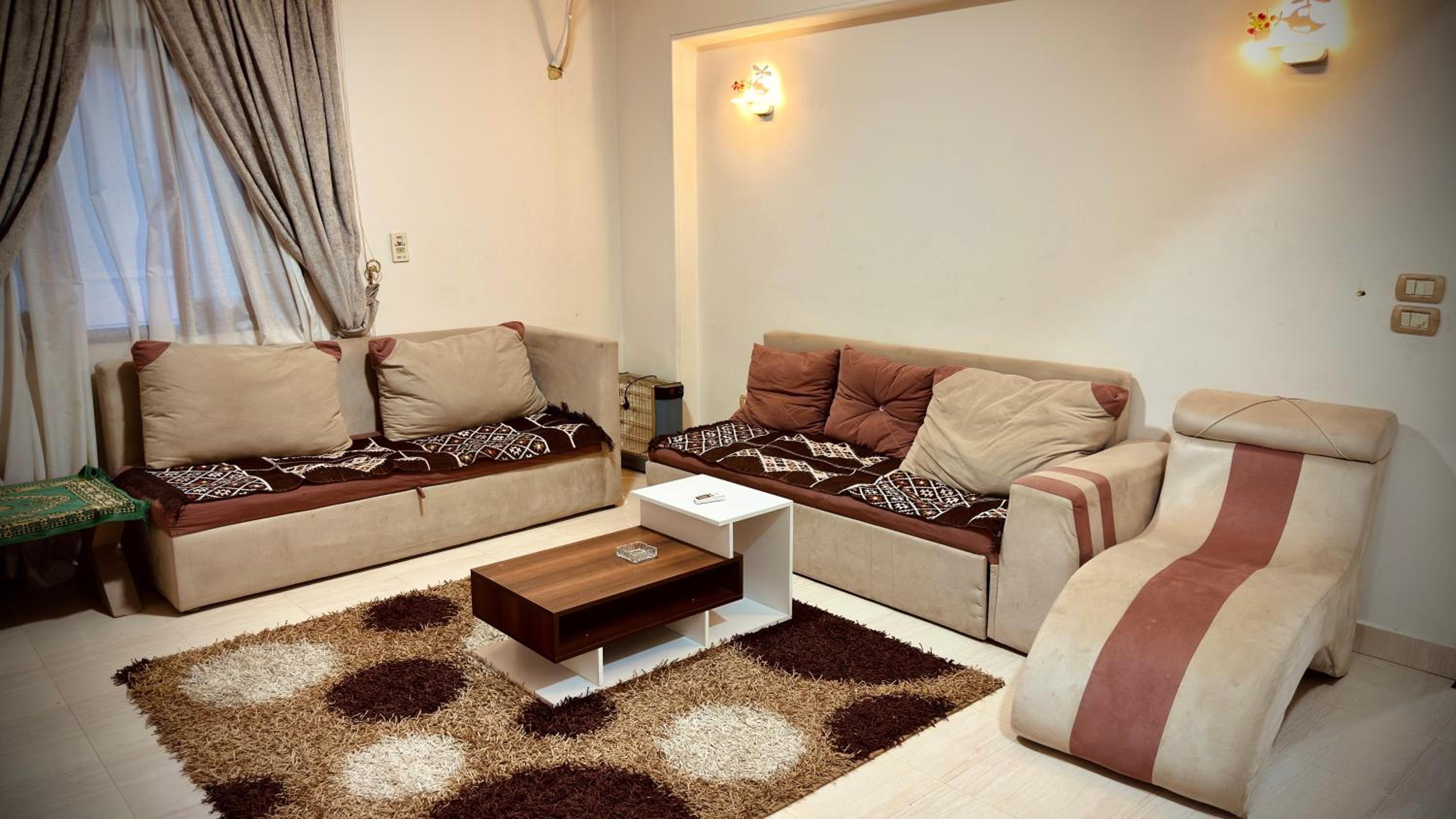 Elegant 3 Rooms Apartment in Private Villa in New Cairo