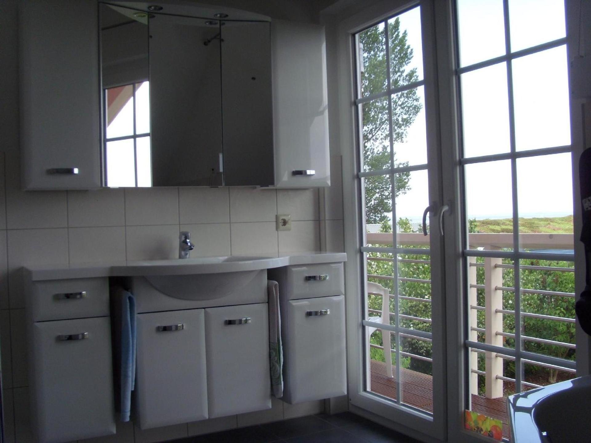 Modernes Ferienhaus in Mönkebude mit Garten
