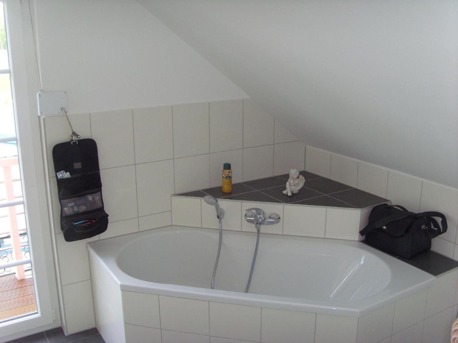 Modernes Ferienhaus in Mönkebude mit Garten