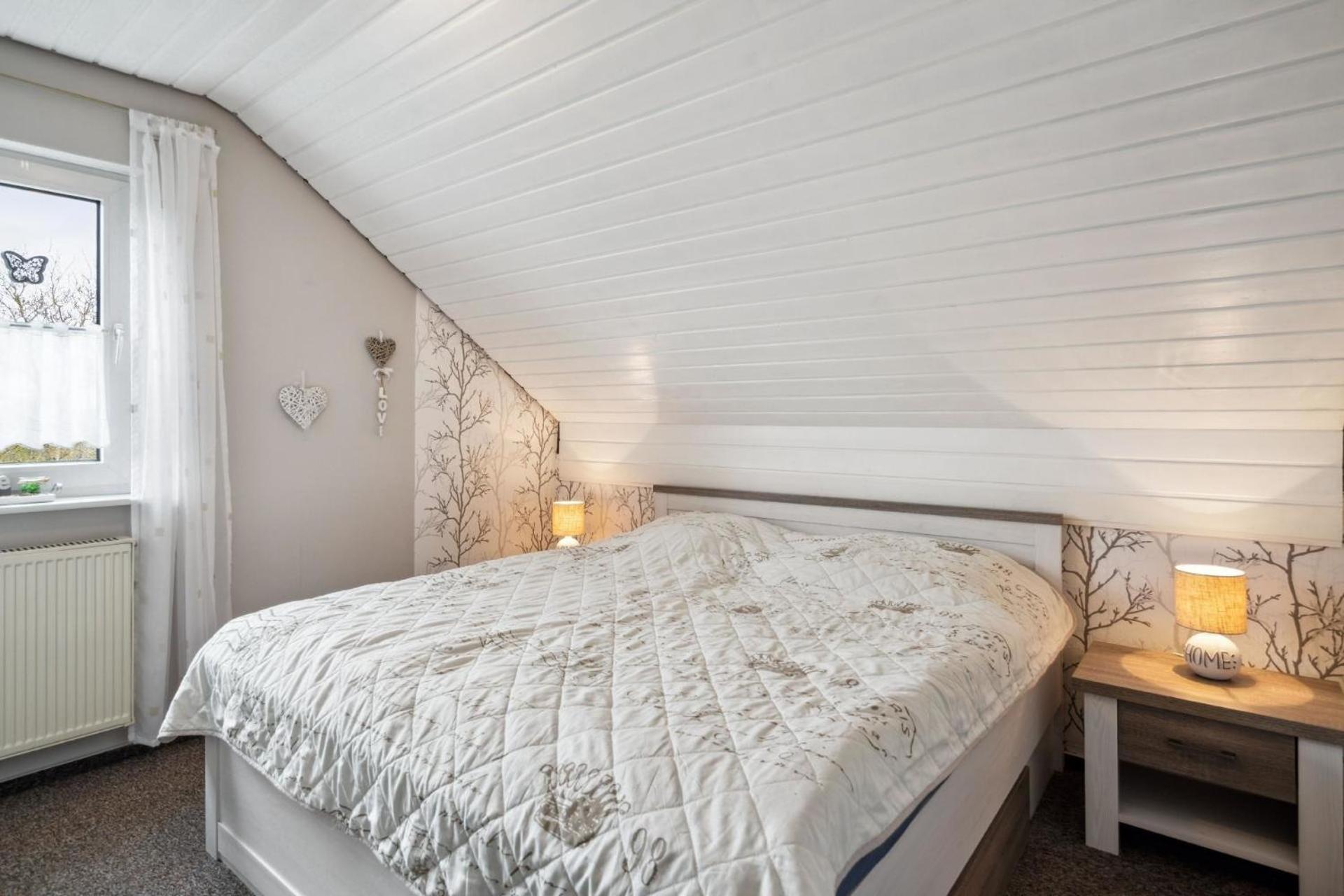 Schönes Appartement in Lutzerath mit Garten, Terrasse und Grill