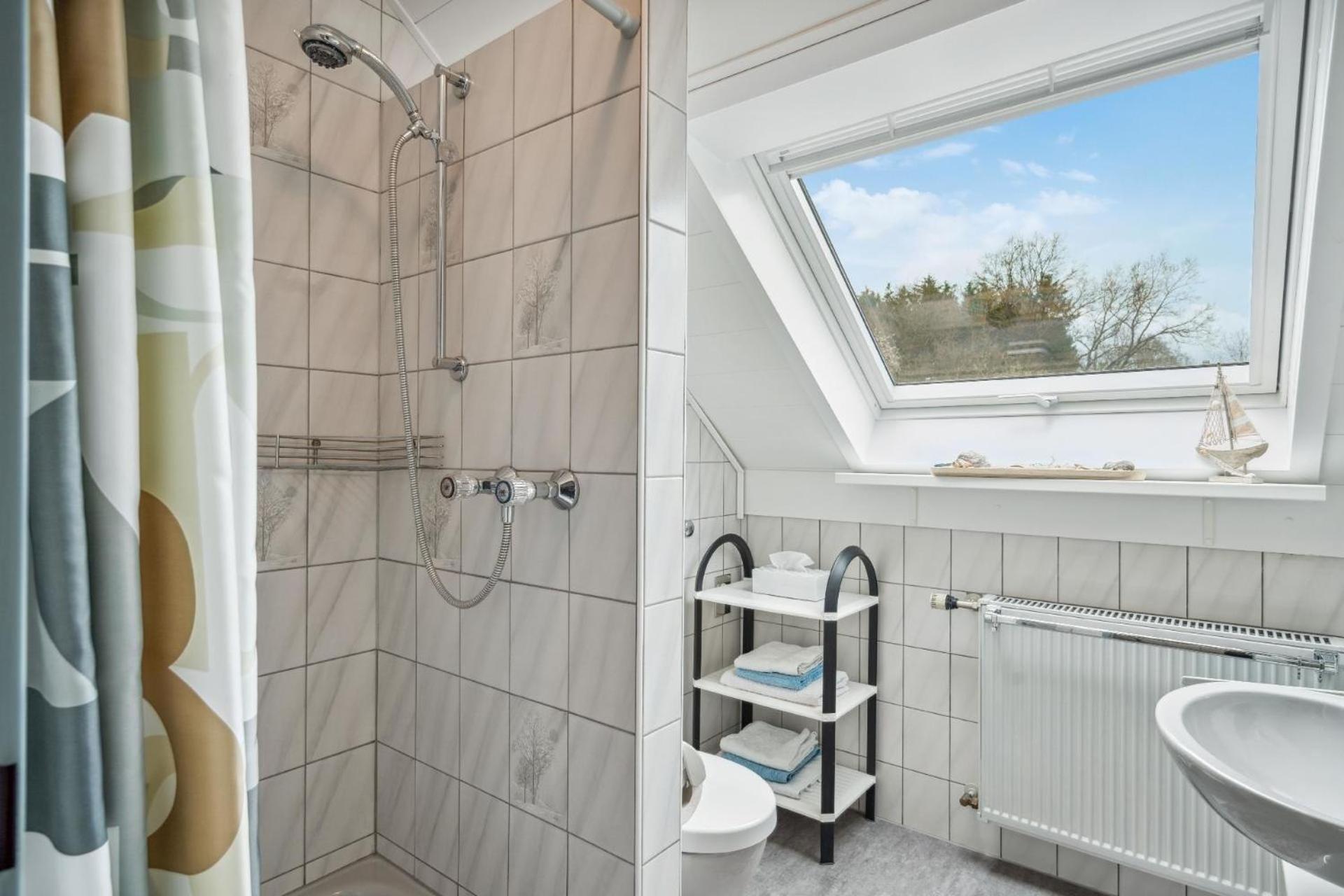 Schönes Appartement in Lutzerath mit Garten, Terrasse und Grill