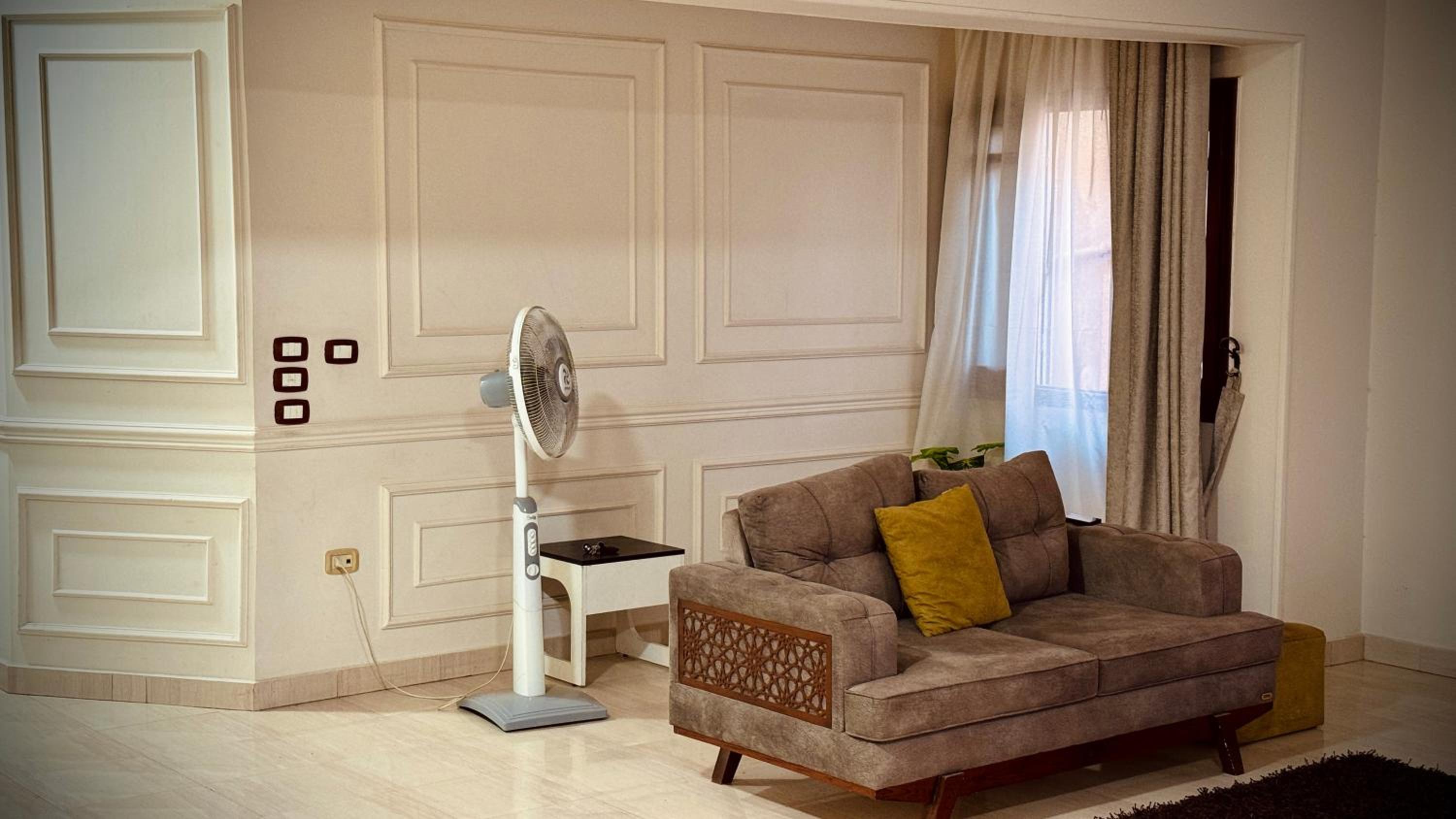 Elegant 3 Rooms Apartment in Private Villa in New Cairo
