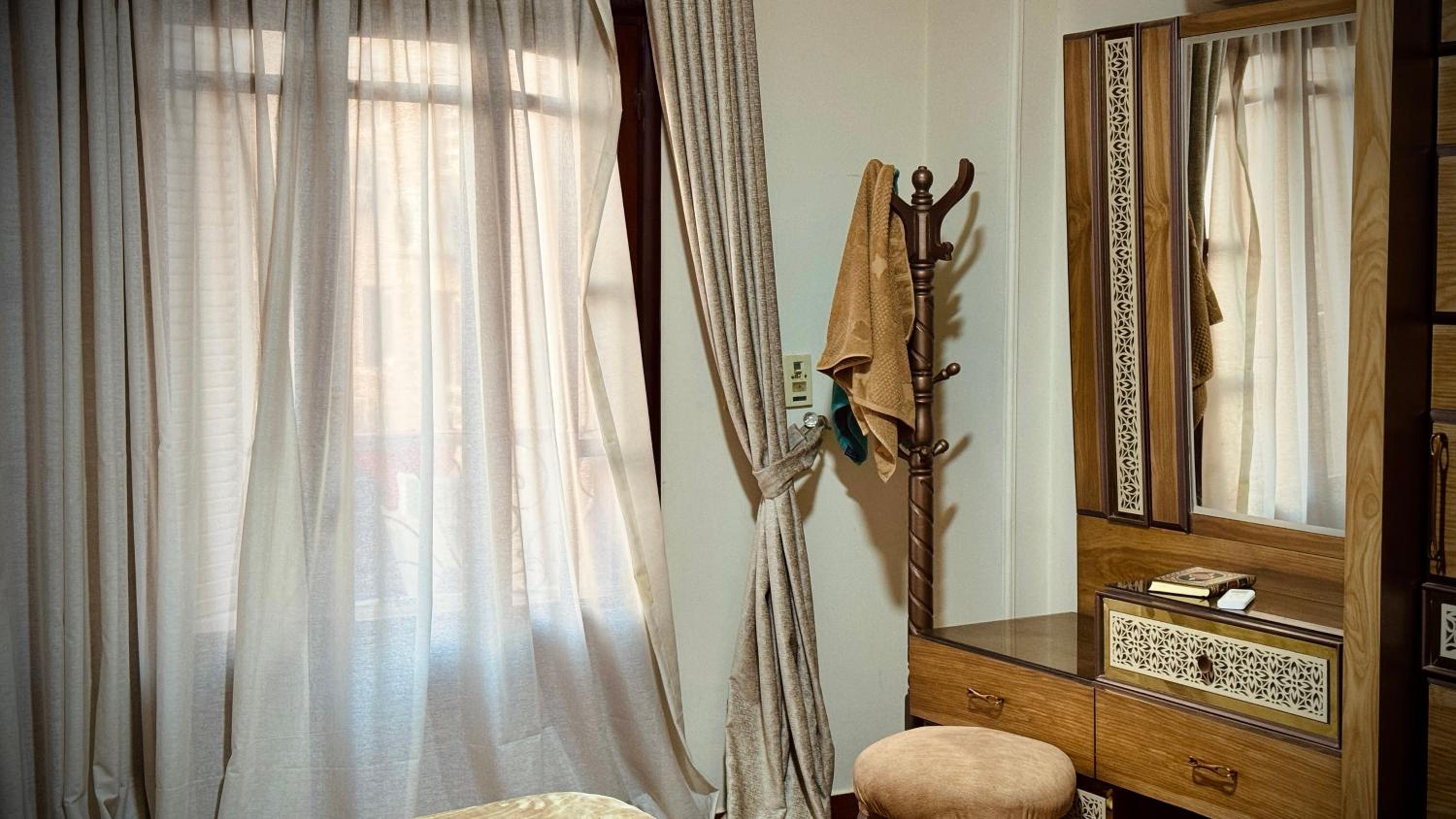 Elegant 3 Rooms Apartment in Private Villa in New Cairo