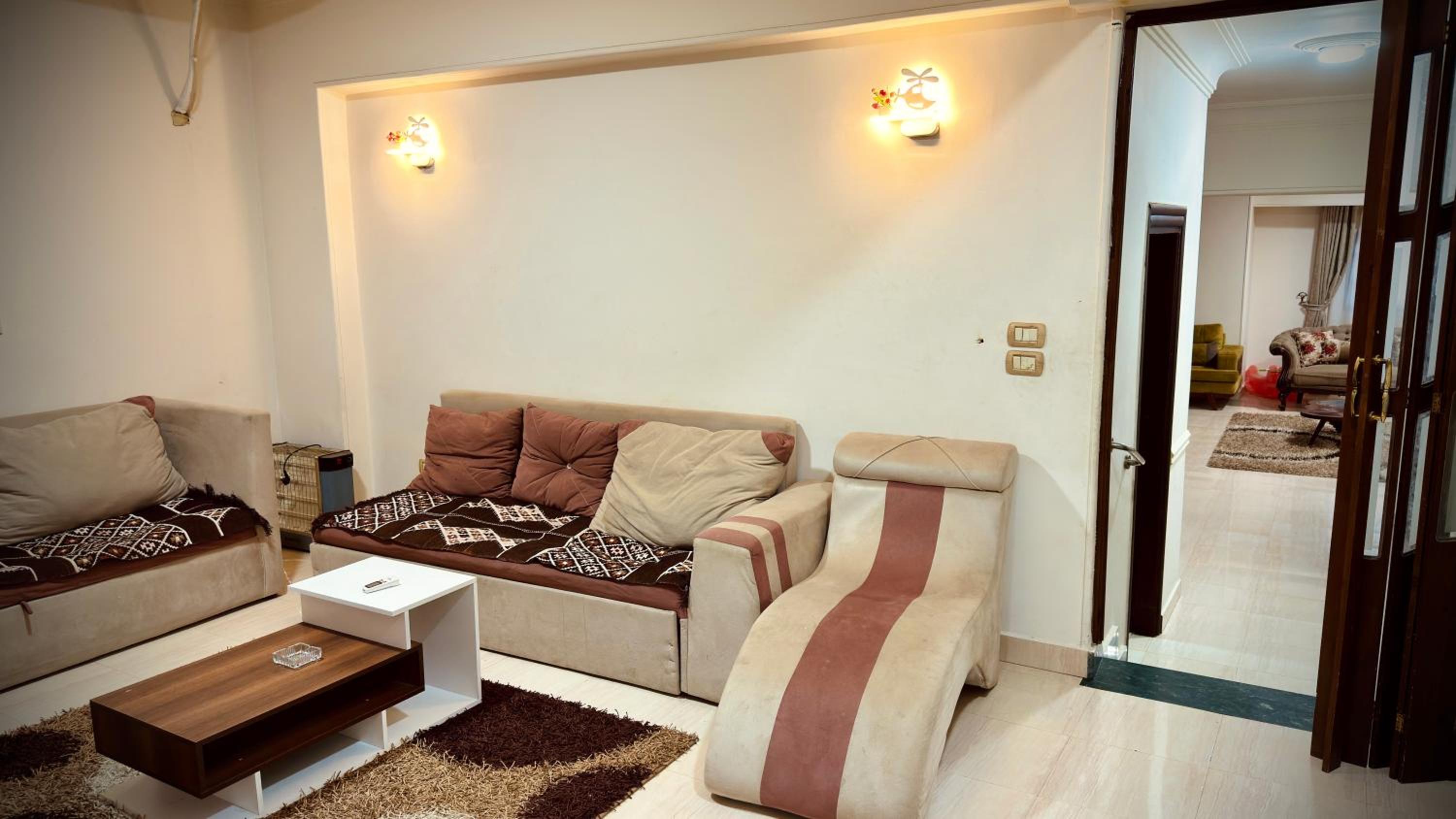 Elegant 3 Rooms Apartment in Private Villa in New Cairo