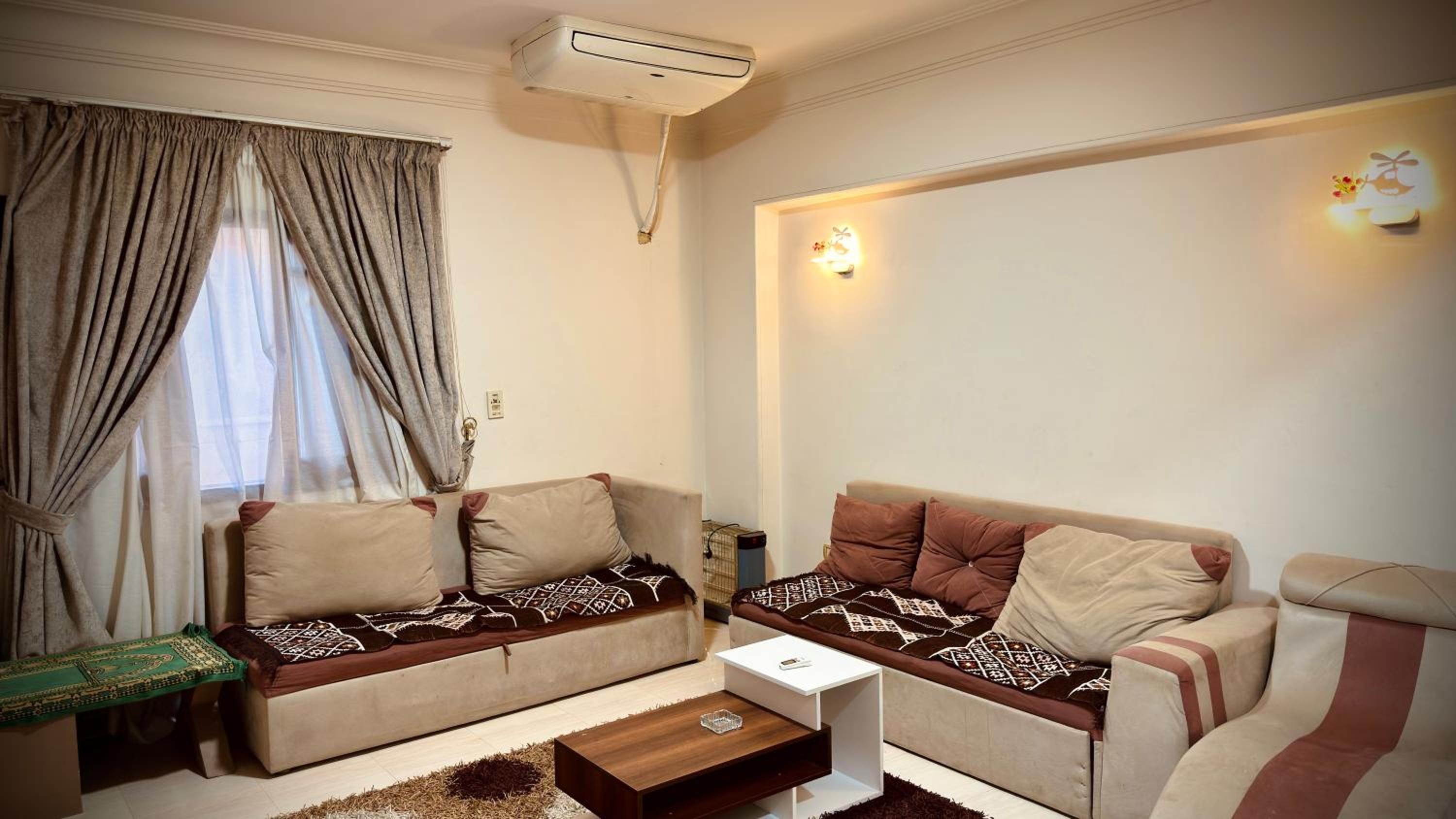 Elegant 3 Rooms Apartment in Private Villa in New Cairo