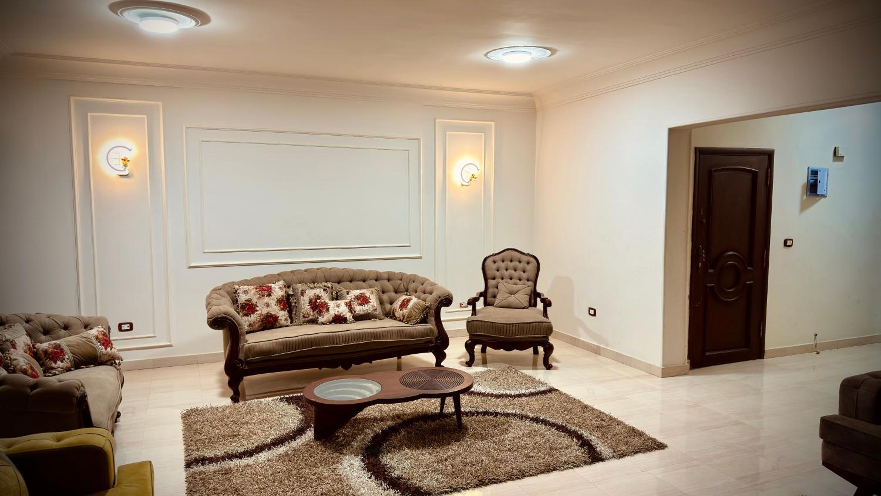 Elegant 3 Rooms Apartment in Private Villa in New Cairo
