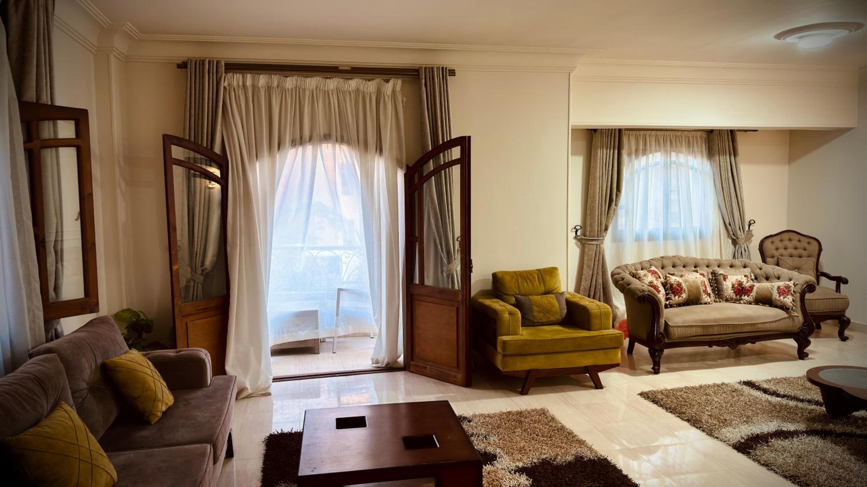 Elegant 3 Rooms Apartment in Private Villa in New Cairo