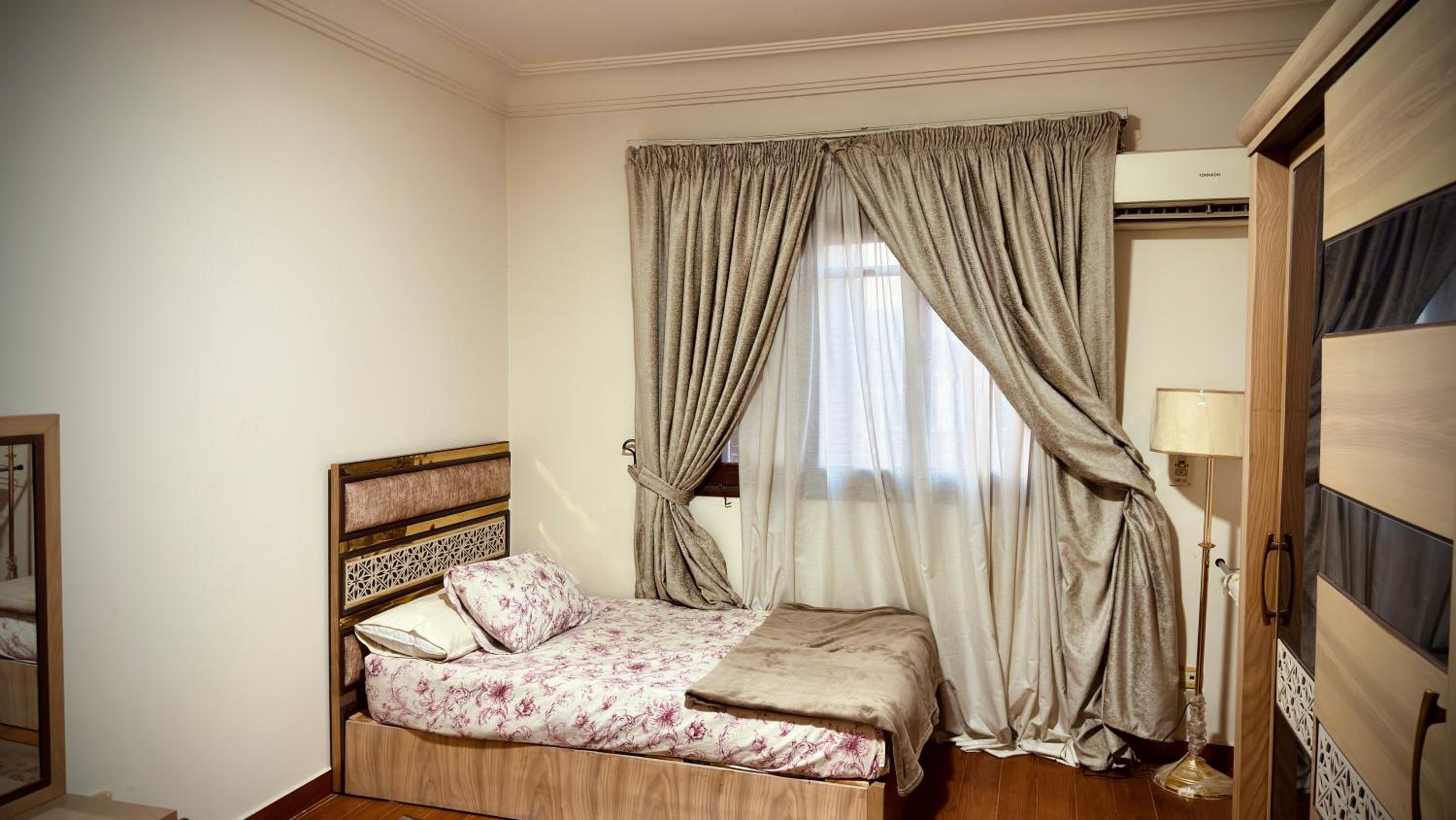 Elegant 3 Rooms Apartment in Private Villa in New Cairo