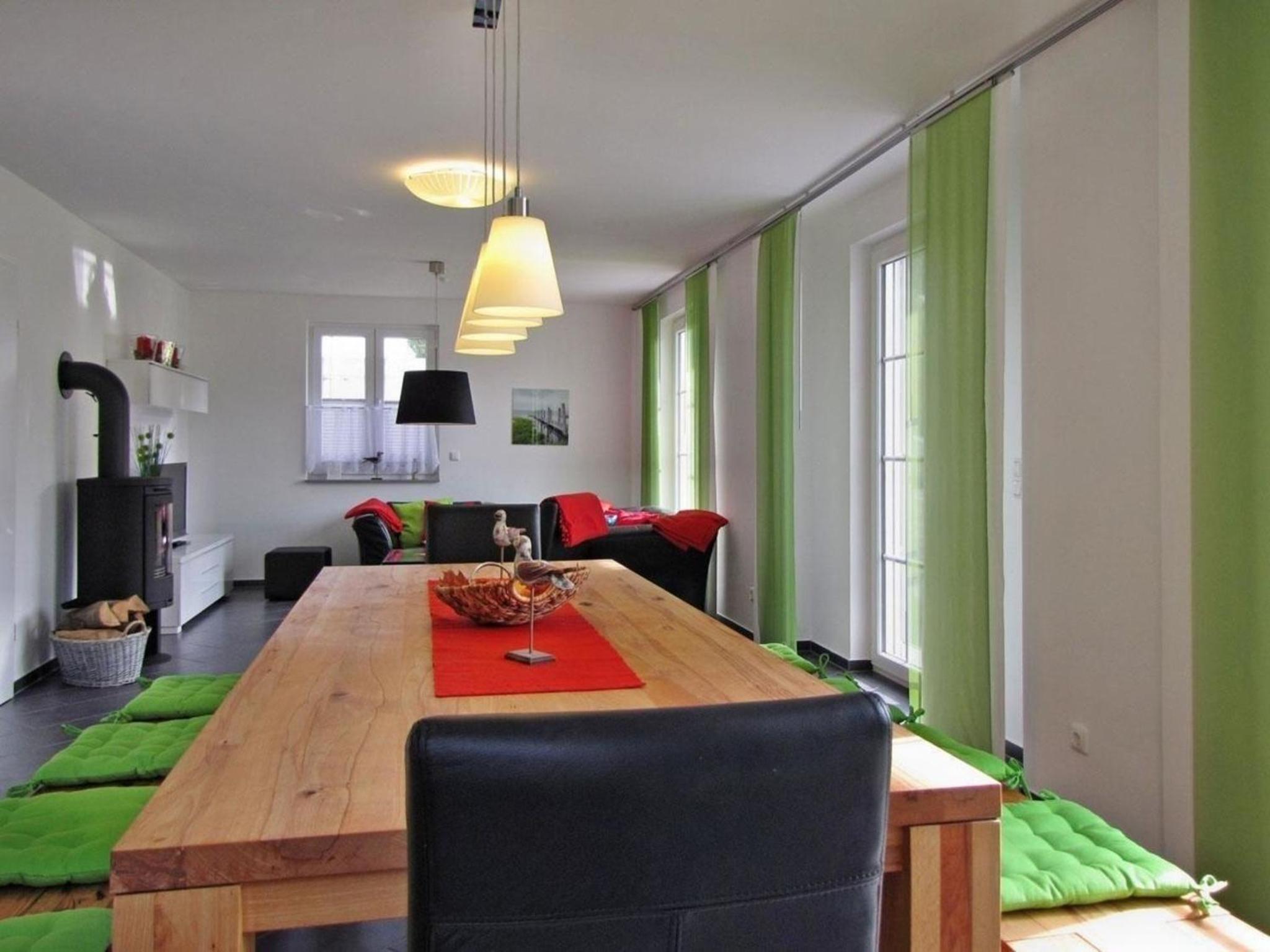 Ferienhaus mit Garten und Sauna