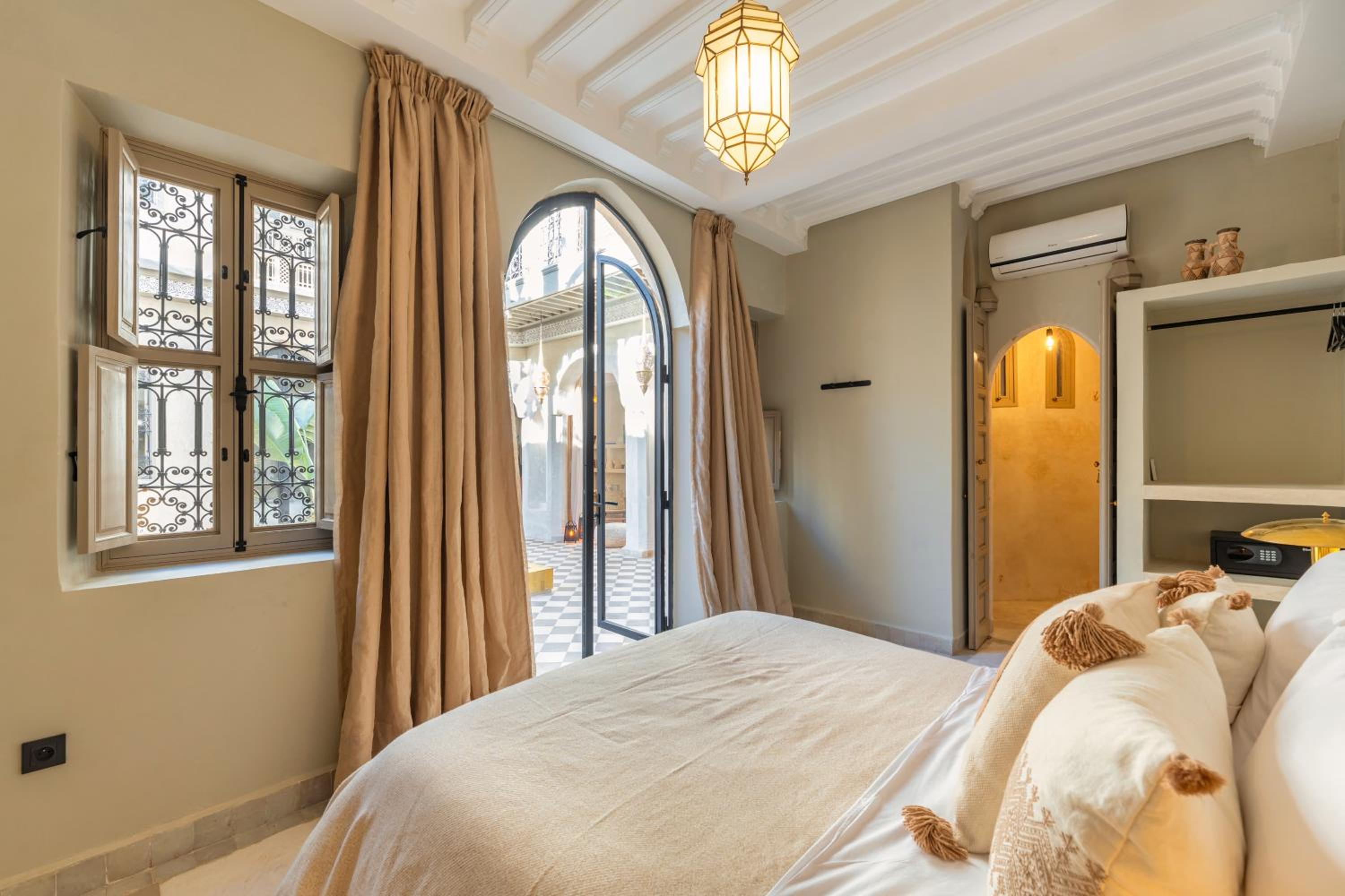 Suites & Spa - XO view 4
