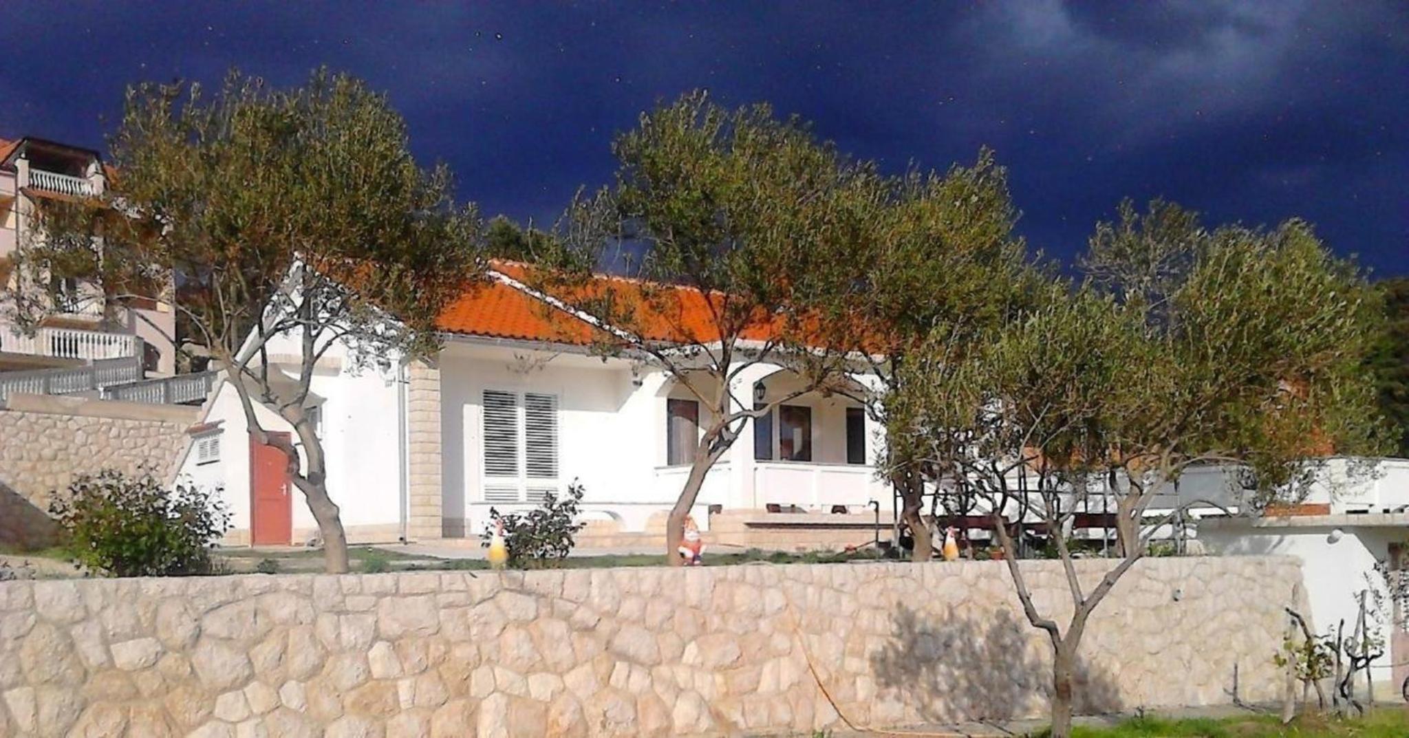 Appartement In Kampor