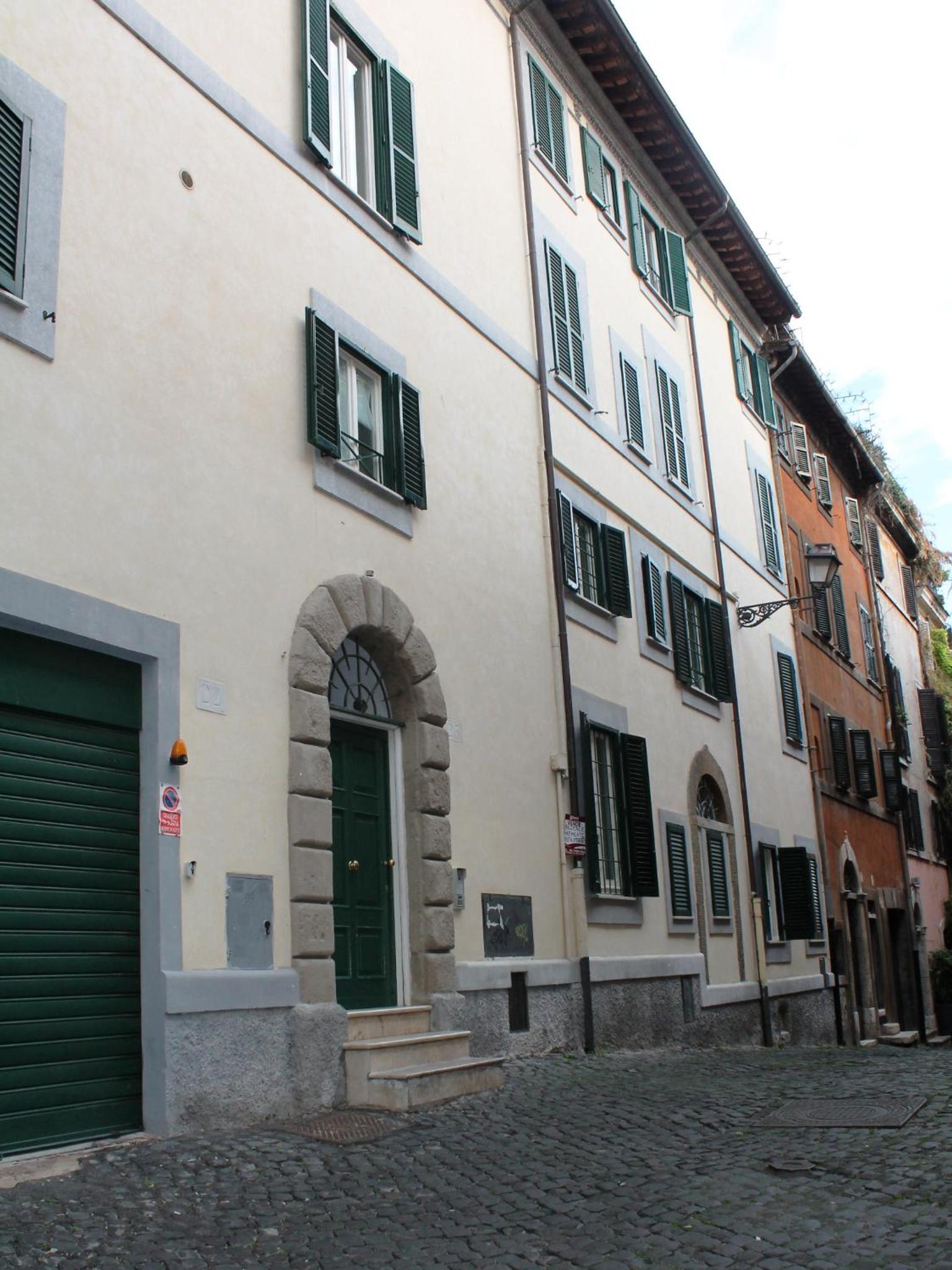 Hella Ibernesi 23 Fori Imperiali Inn, New Gestion! — Rome photo 2