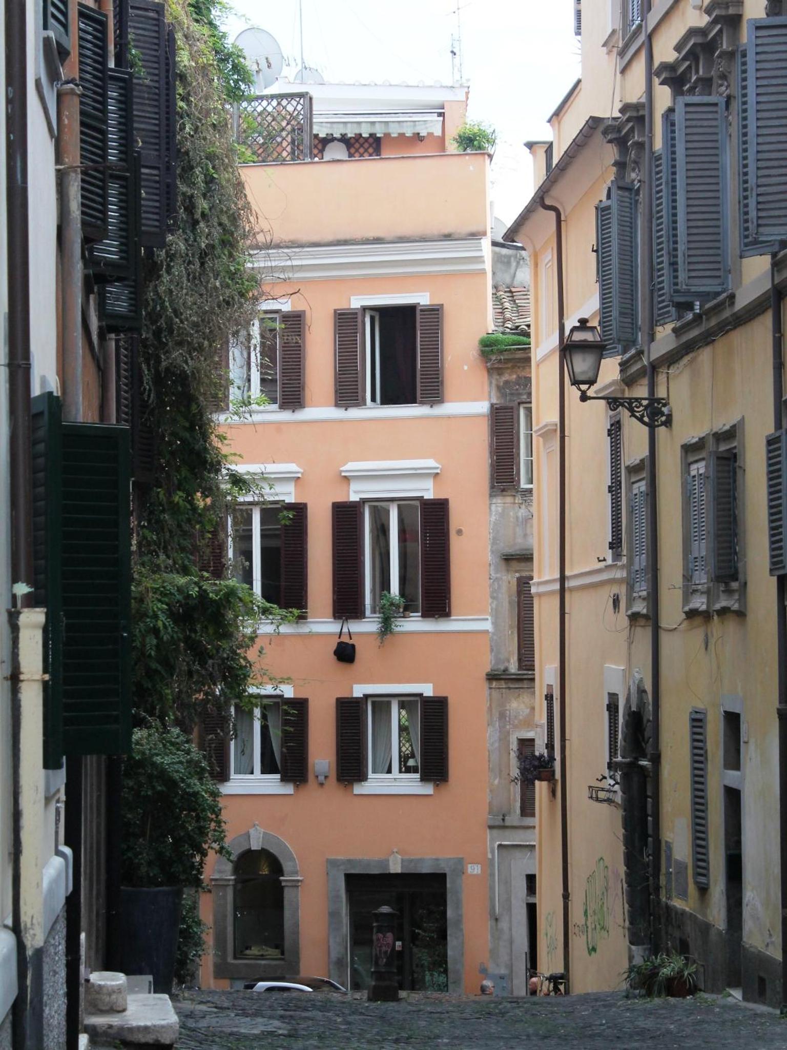 Hella Ibernesi 23 Fori Imperiali Inn, New Gestion! en Rome