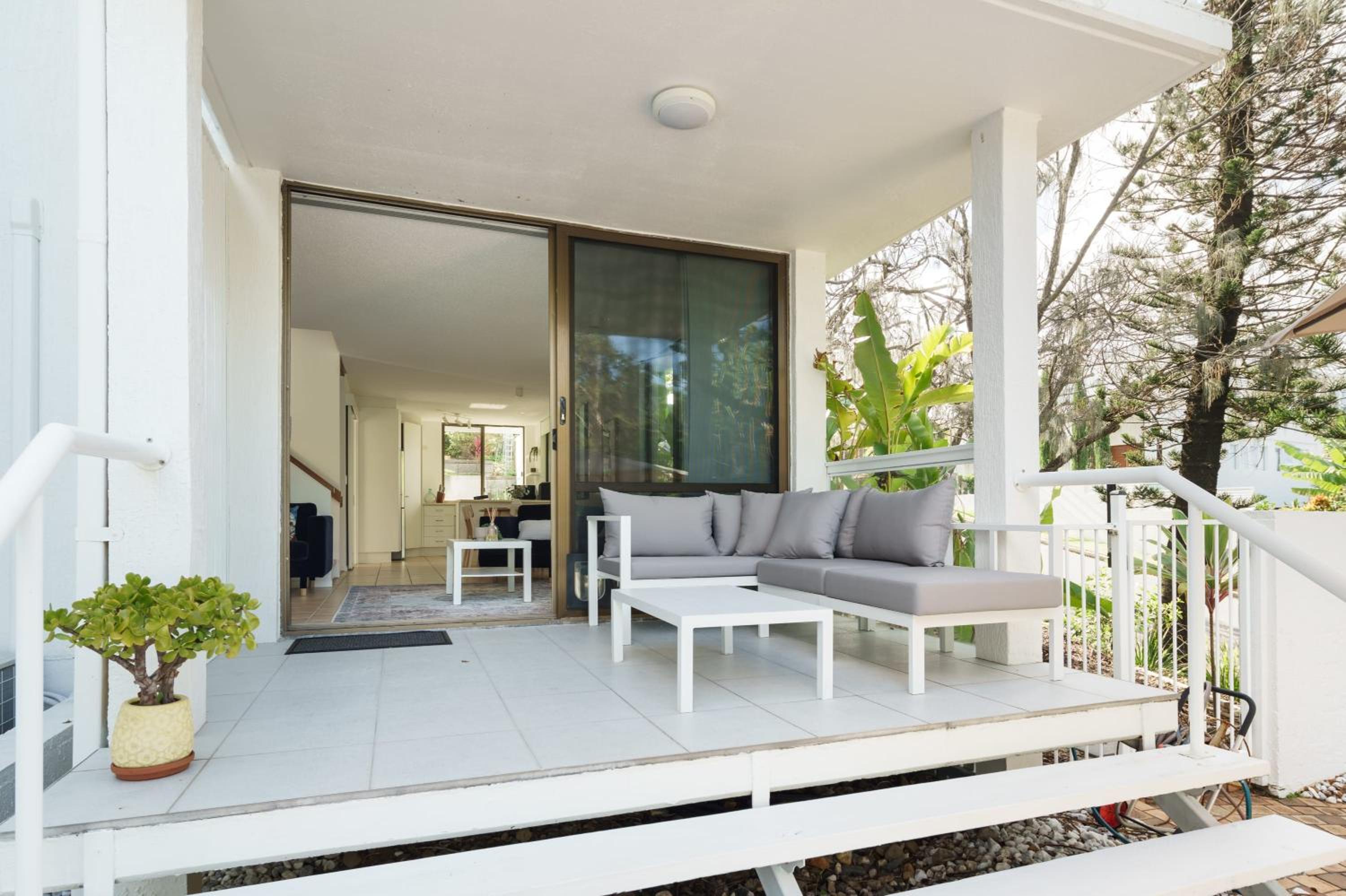 Four Pines Shelly Beach Retreat
