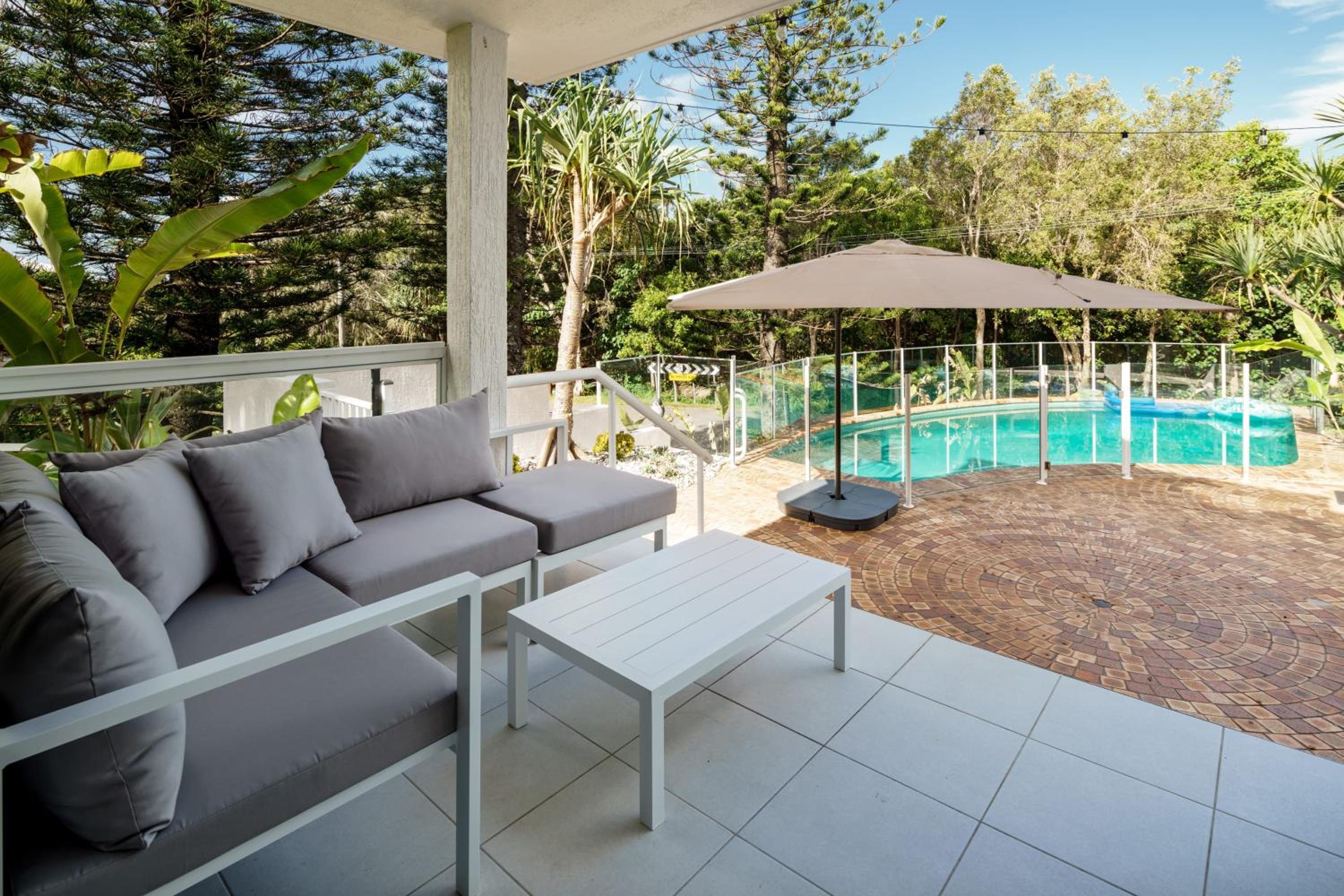 Four Pines Shelly Beach Retreat
