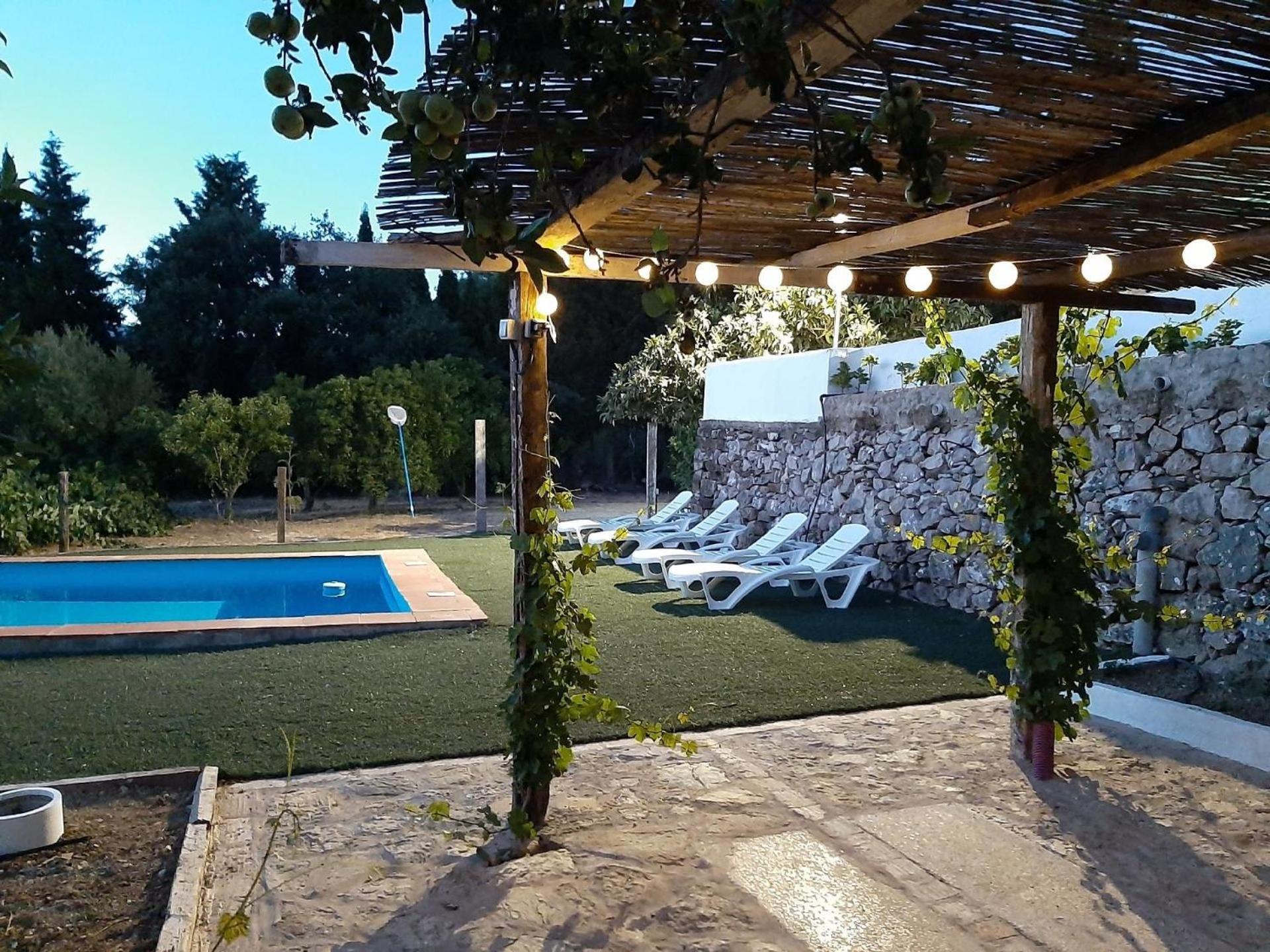 Ferienhaus in Ubrique mit Großem Pool