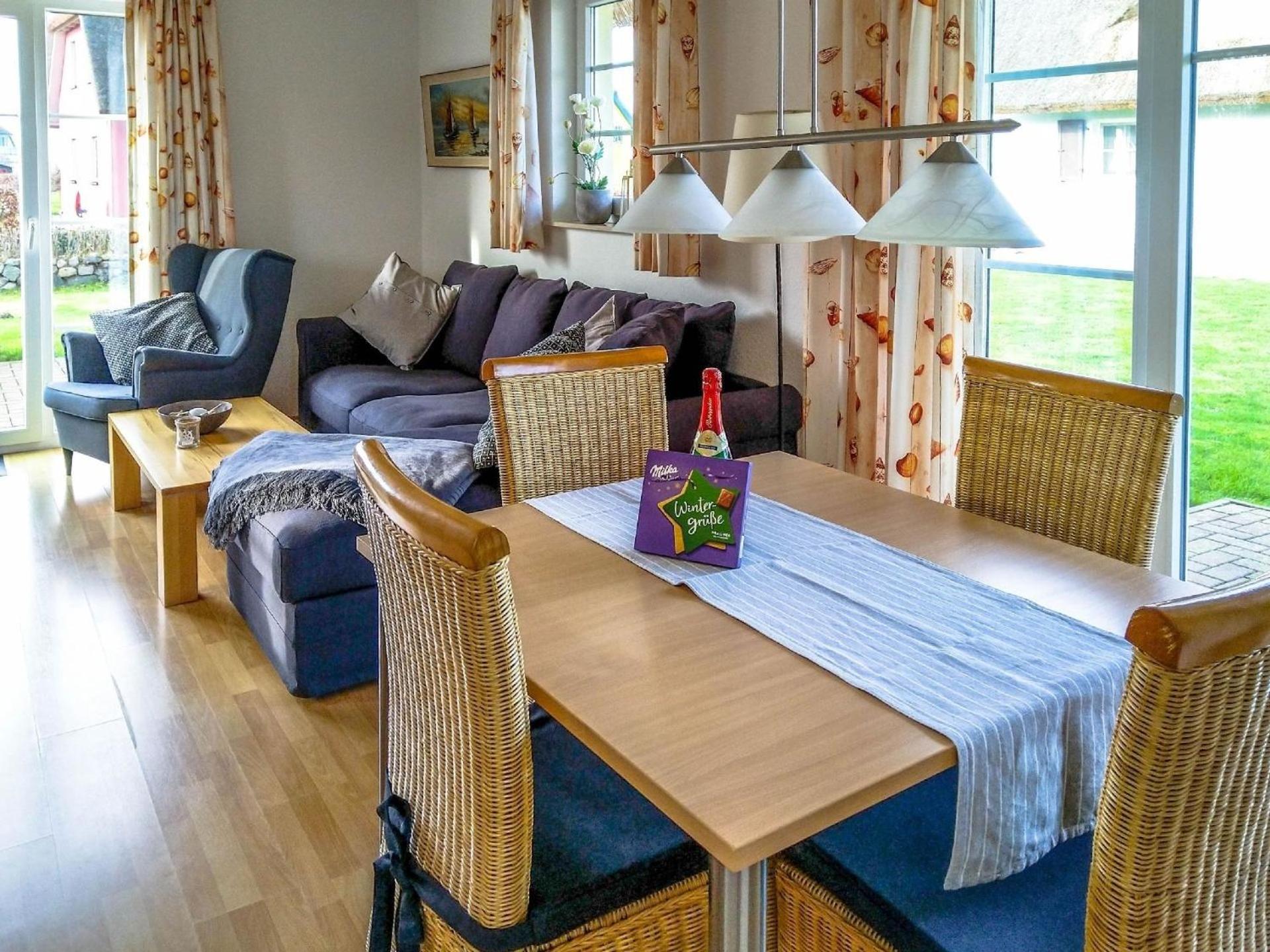 Ferienhaus in Vieregge mit Terrasse und Garten und Wasserblick