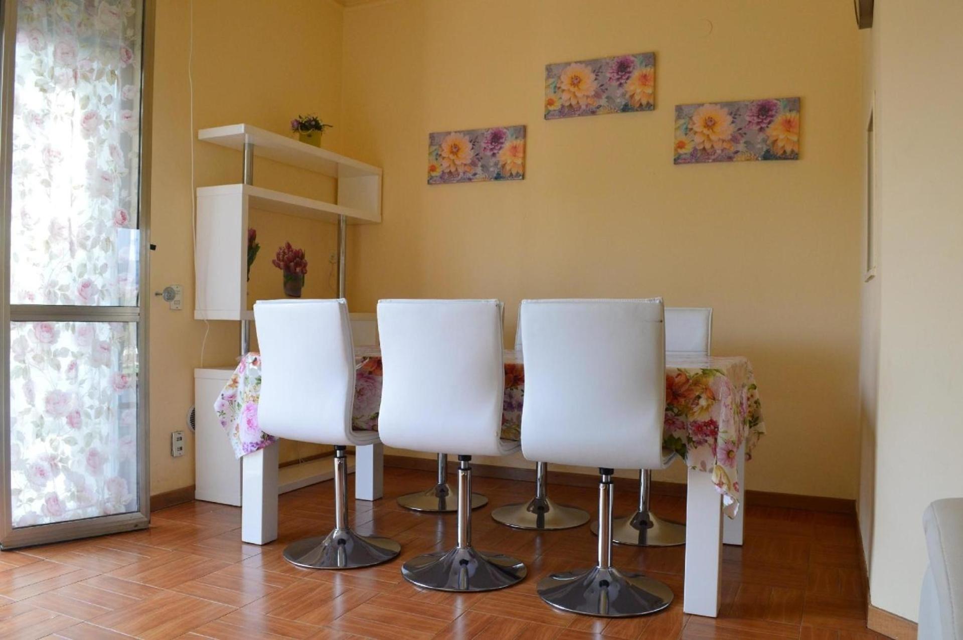 Wohnung mit Balkon, inklusive Fahrrädern und Kanus view 3