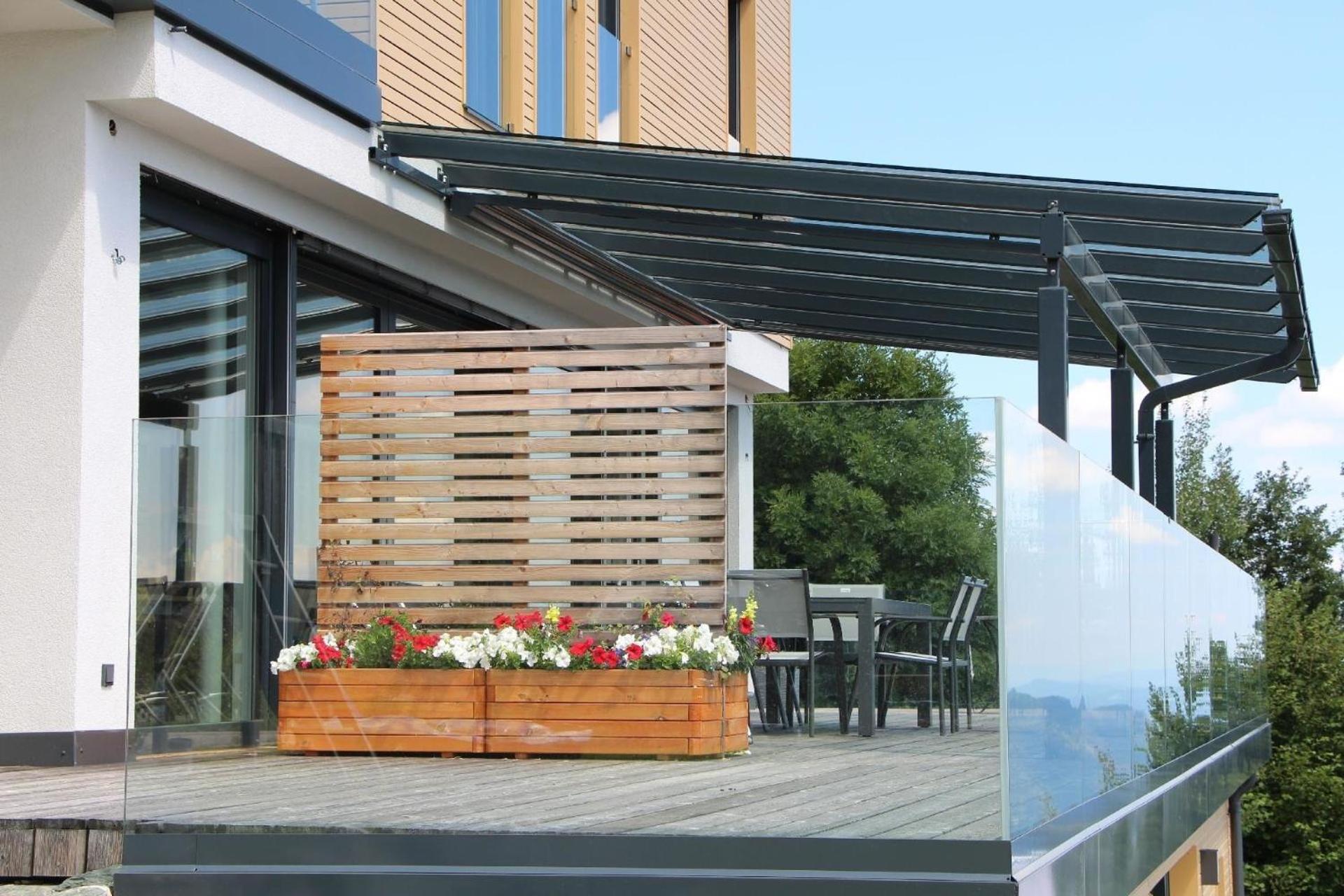 Appartement Mit Herrlichem Berg Und Seeblick
