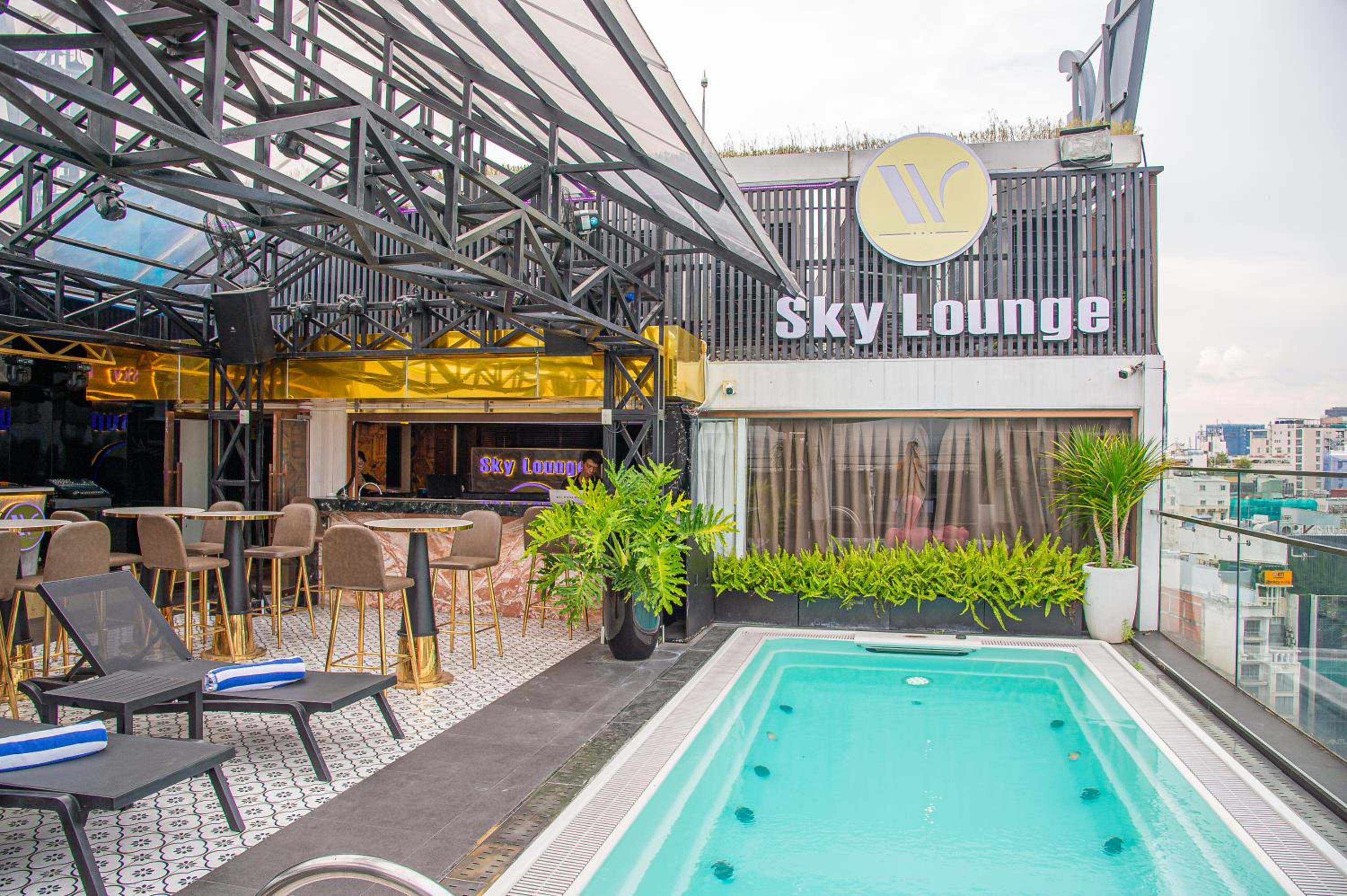 Winsuites Sai Gon Hotel 32