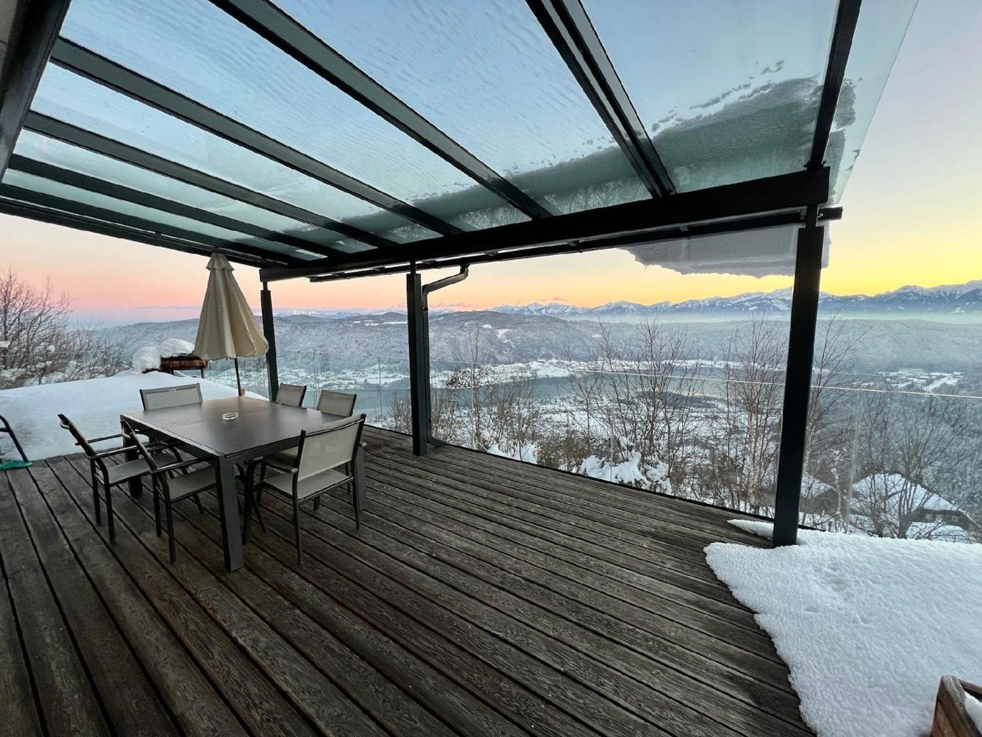 Appartement Mit Herrlichem Berg Und Seeblick