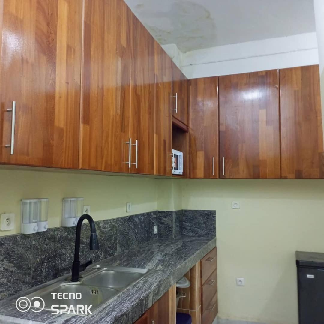 AFRIEUROTEXT Kamerun-High Standing-Appartements-Wifi-Security-Restaurant-modern Kitchen