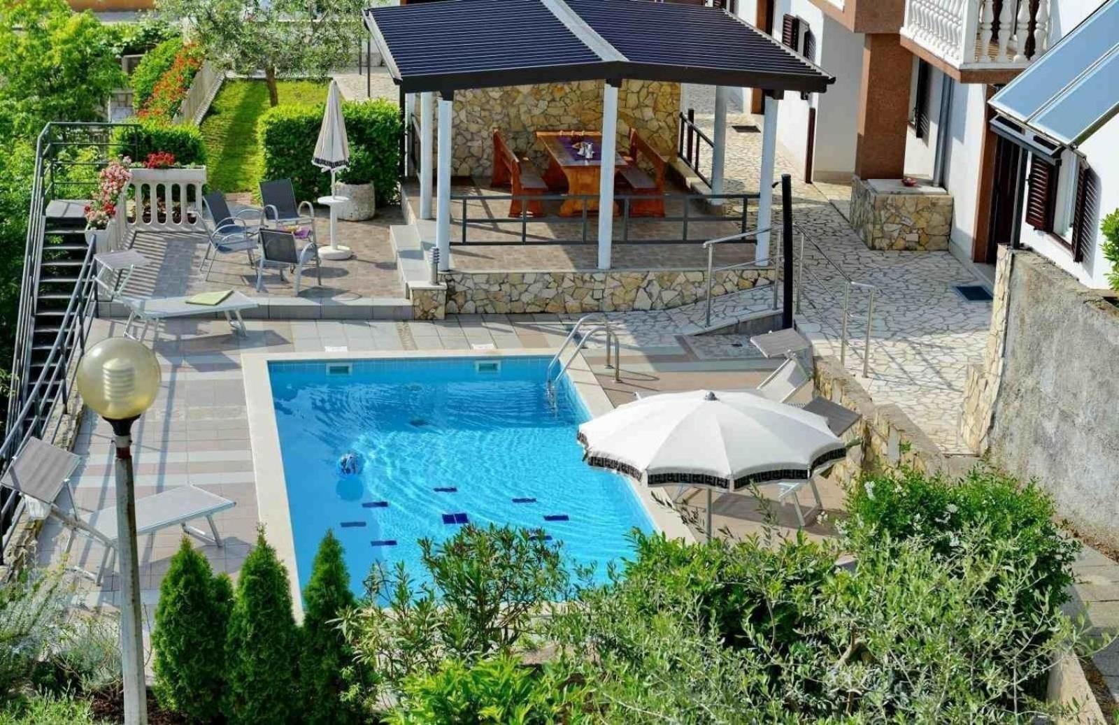 Ferienhaus mit Pool und Außenküche mit Blick auf die Kvarner Bucht view 5