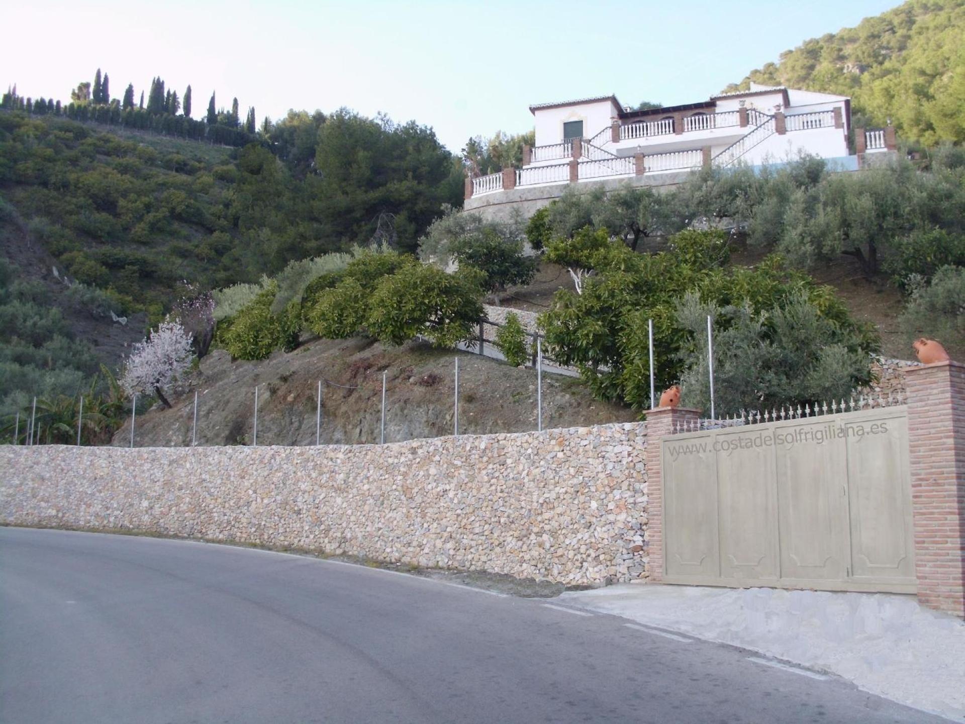 Villa Pedregal