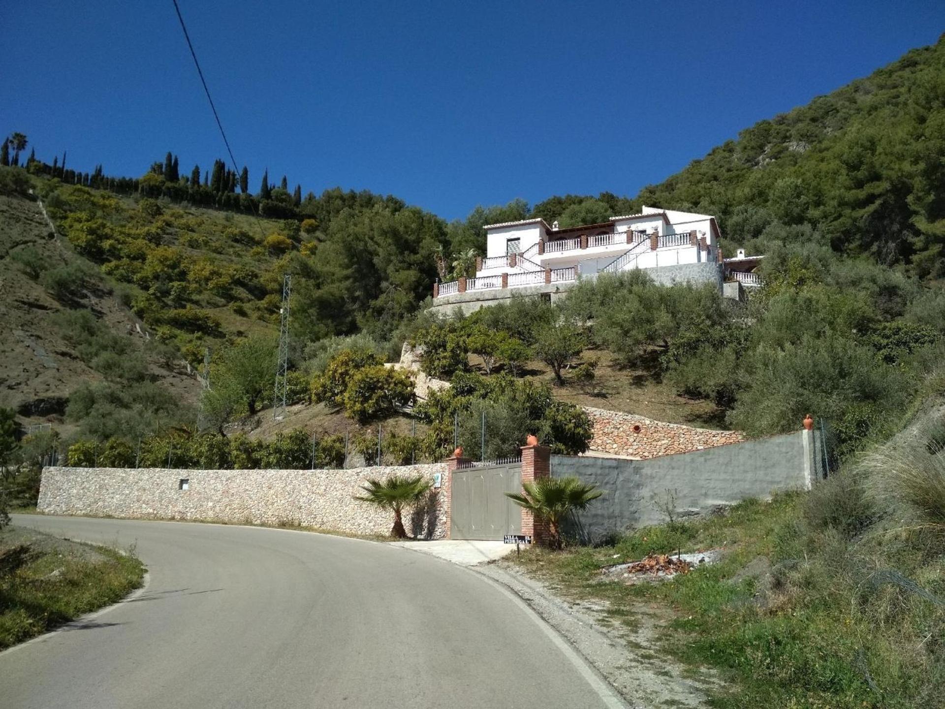 Villa Pedregal