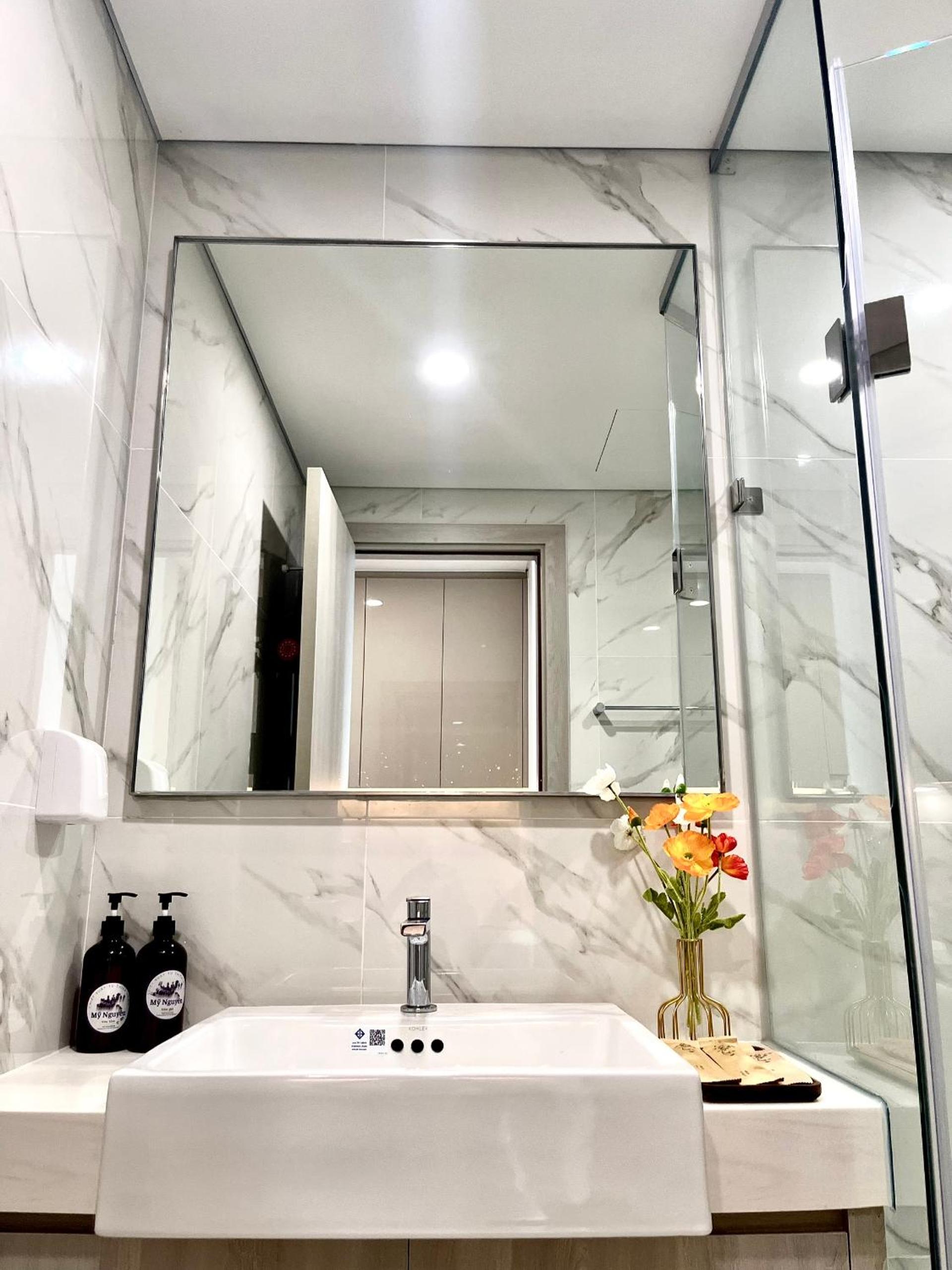 Homestay Luxury Vinhomes Smart City- Căn hộ dịch vụ, bể bơi, phòng Gym riêng, View hoàng hôn