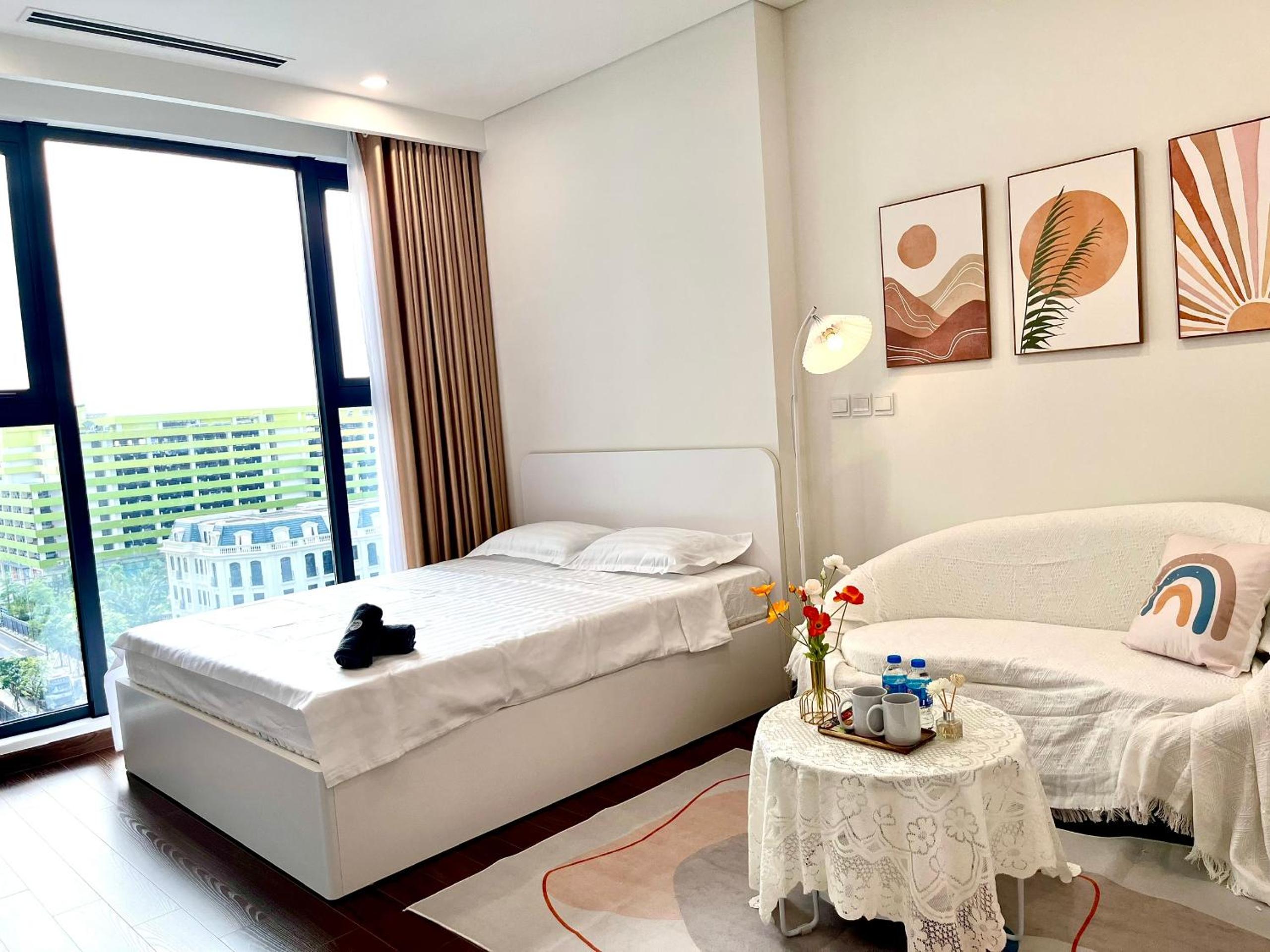 Homestay Luxury Vinhomes Smart City- Căn hộ dịch vụ, bể bơi, phòng Gym riêng, View hoàng hôn