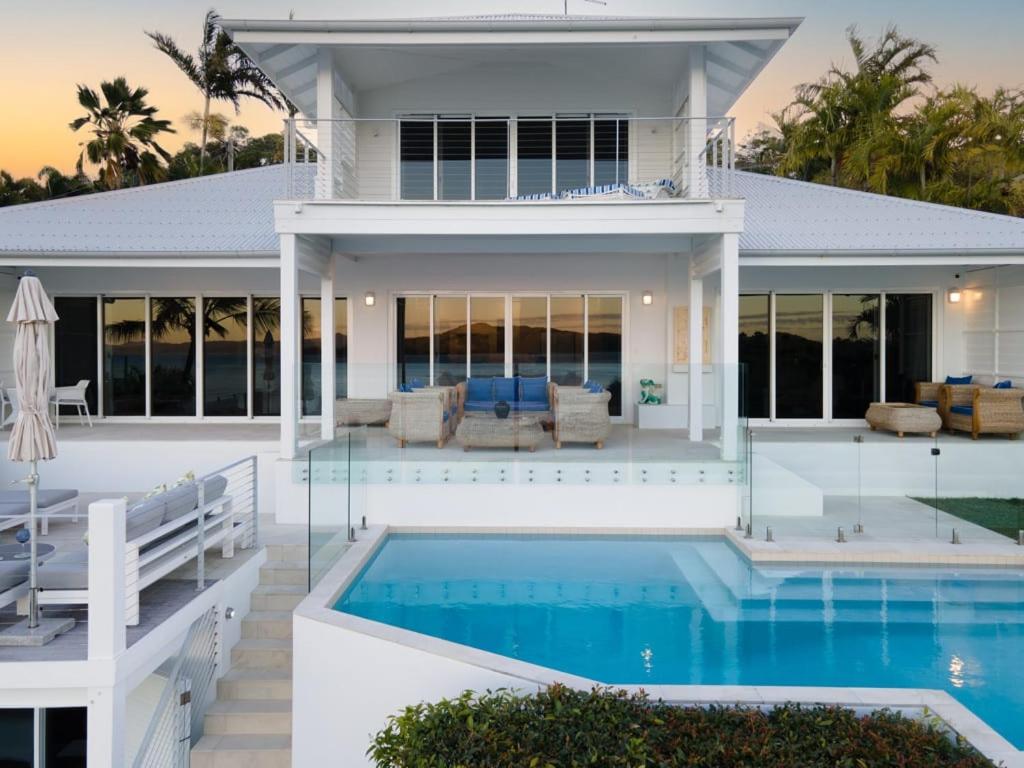 Vue de Bleu' Luxury Whitsunday Ocean View Retreat