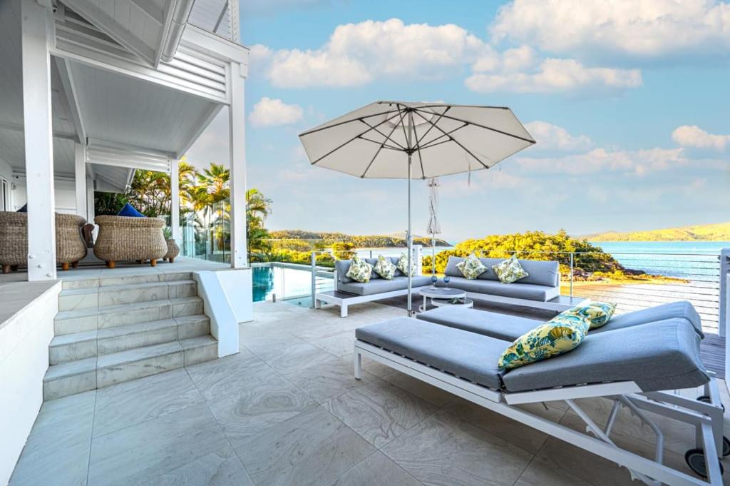 Vue de Bleu' Luxury Whitsunday Ocean View Retreat
