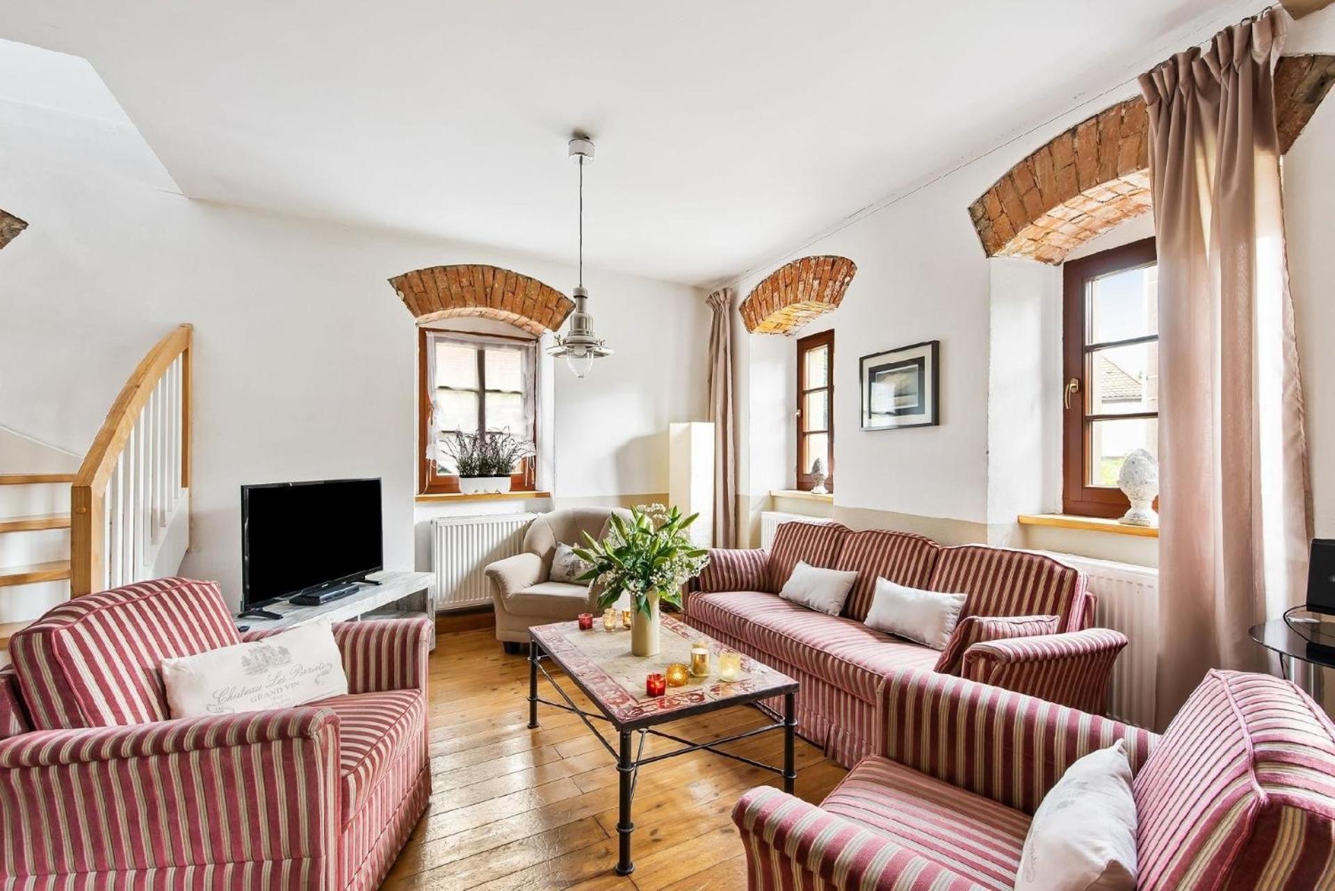 Ferienhaus in Sobrigau mit Garten, Terrasse und Grill
