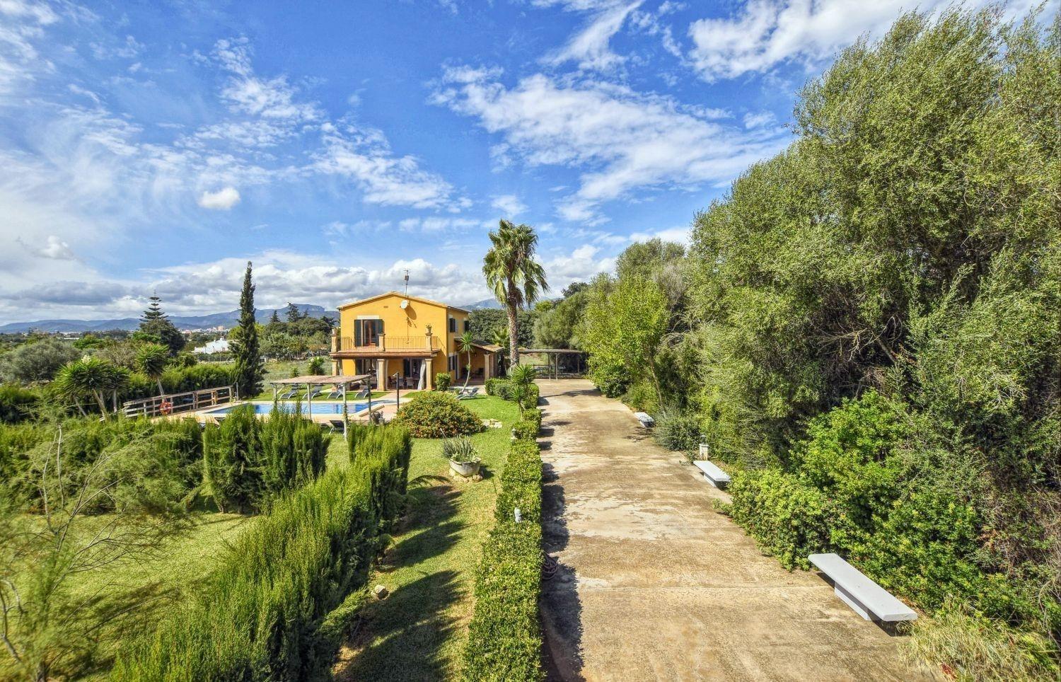 Gemütliches Ferienhaus mit Pool