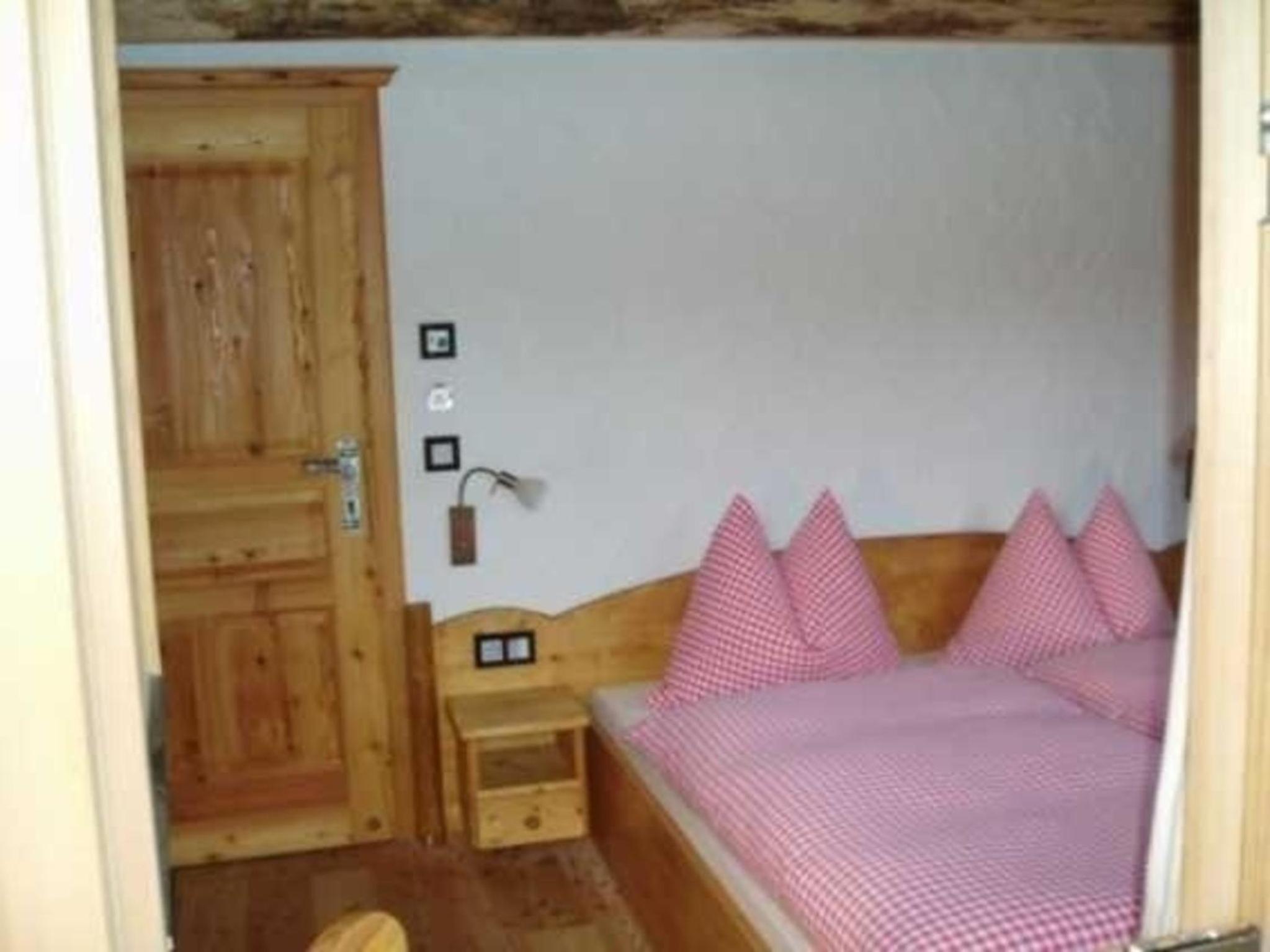 Exklusives Chalet am Waldesrand mit Traumaussicht, eigener Sauna, Kamin und Wintergarten