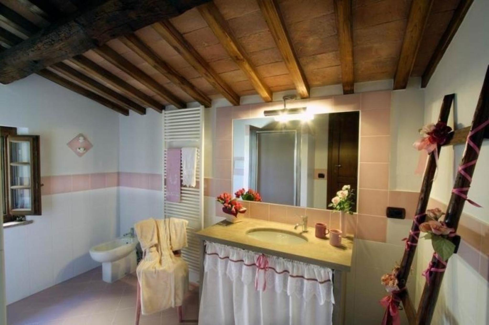 Schönes Ferienhaus in Gambassi Terme mit Privatem Pool