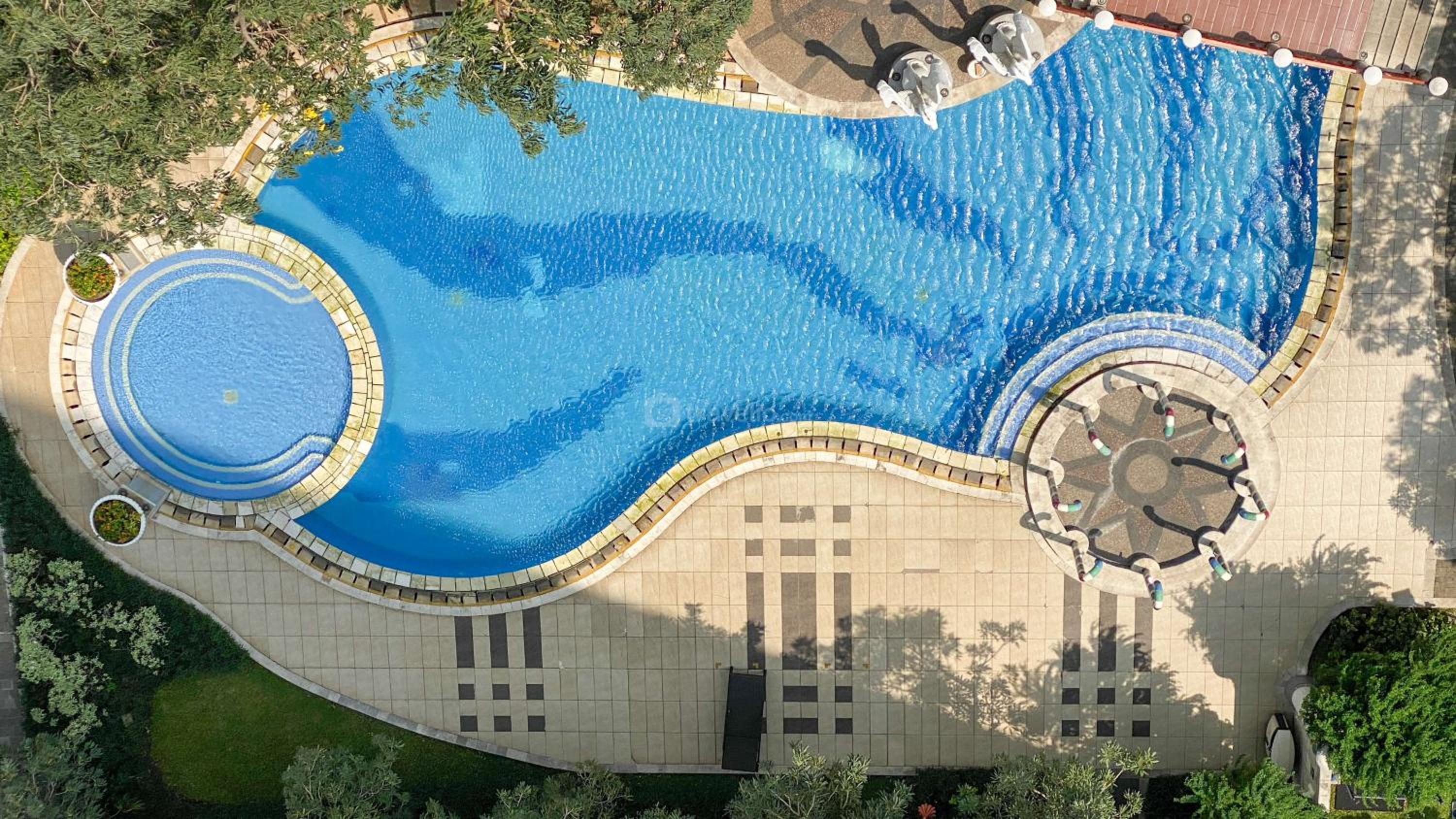 Spacious and Good 3BR Loft at 18th Floor French Walk MOI Apartment By Travelio view 5