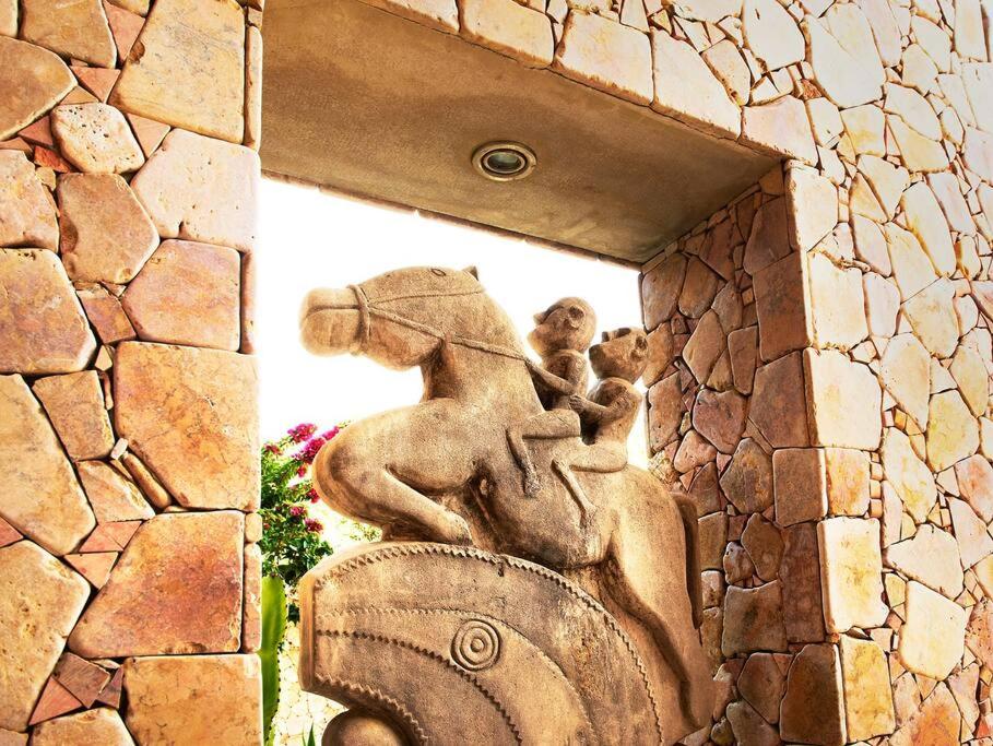 The Seahorse Beach House