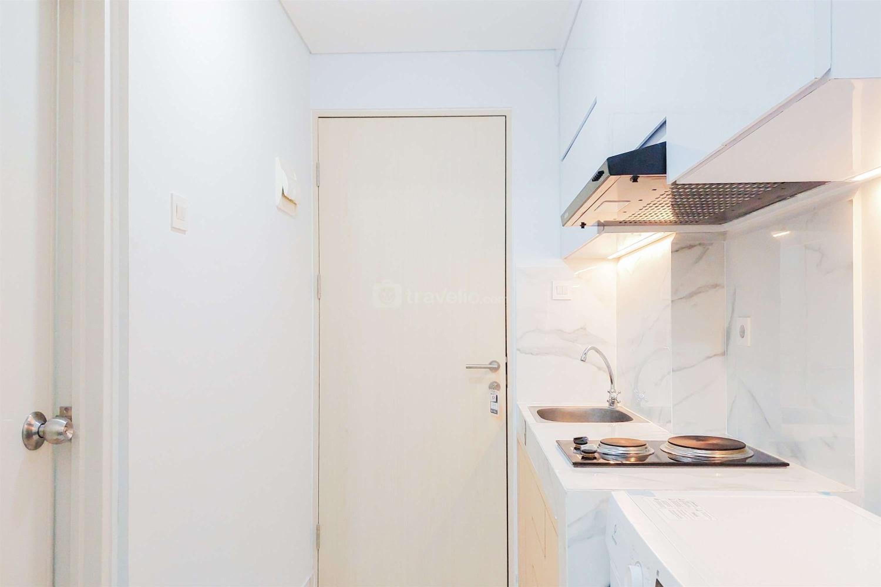 Good Deal Studio at The Parc South City Apartment By Travelio view 2