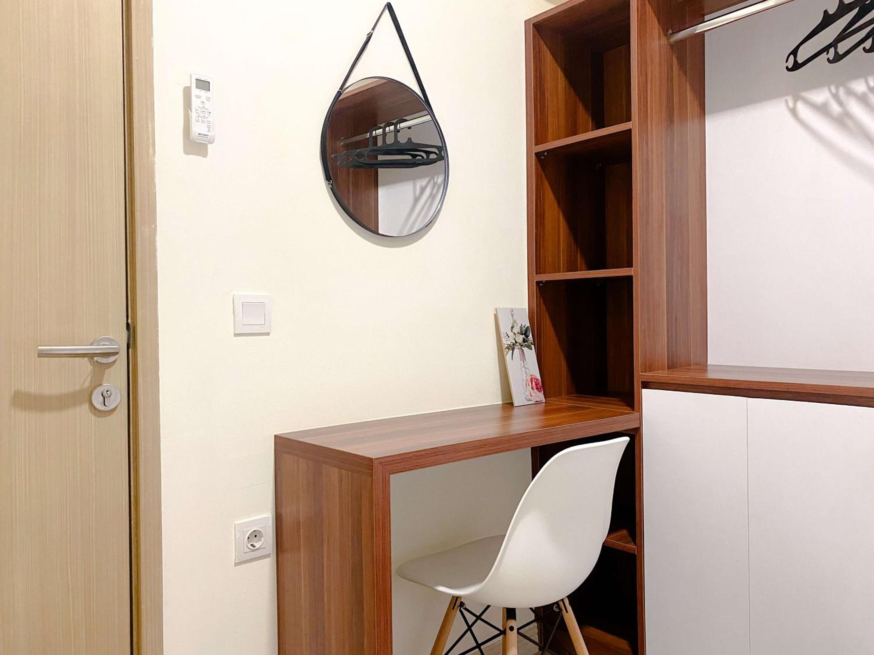 Spacious and Homey Apartment 2BR at Meikarta By Travelio view 3
