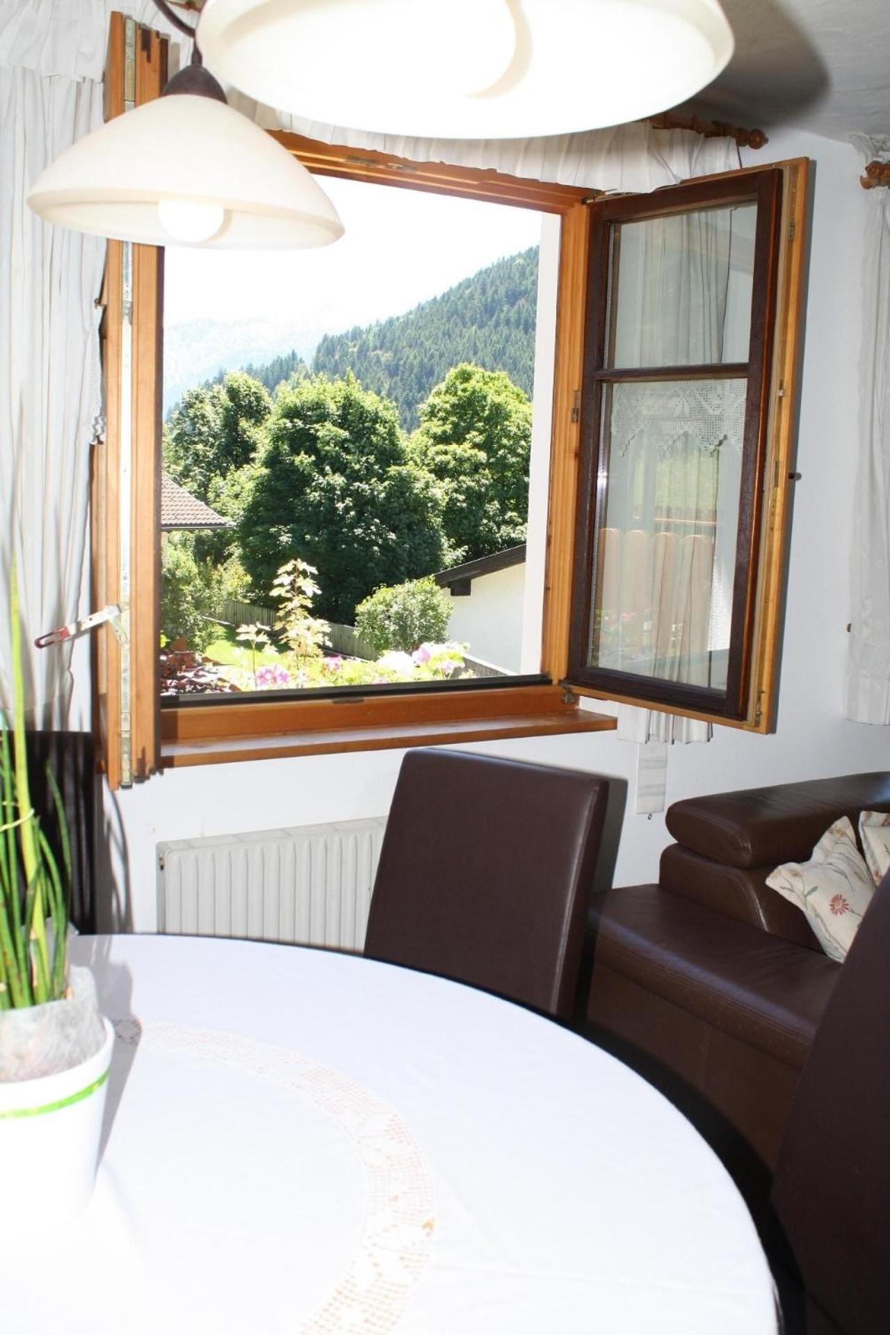 Ruhige Wohnung Im Ortszentrum