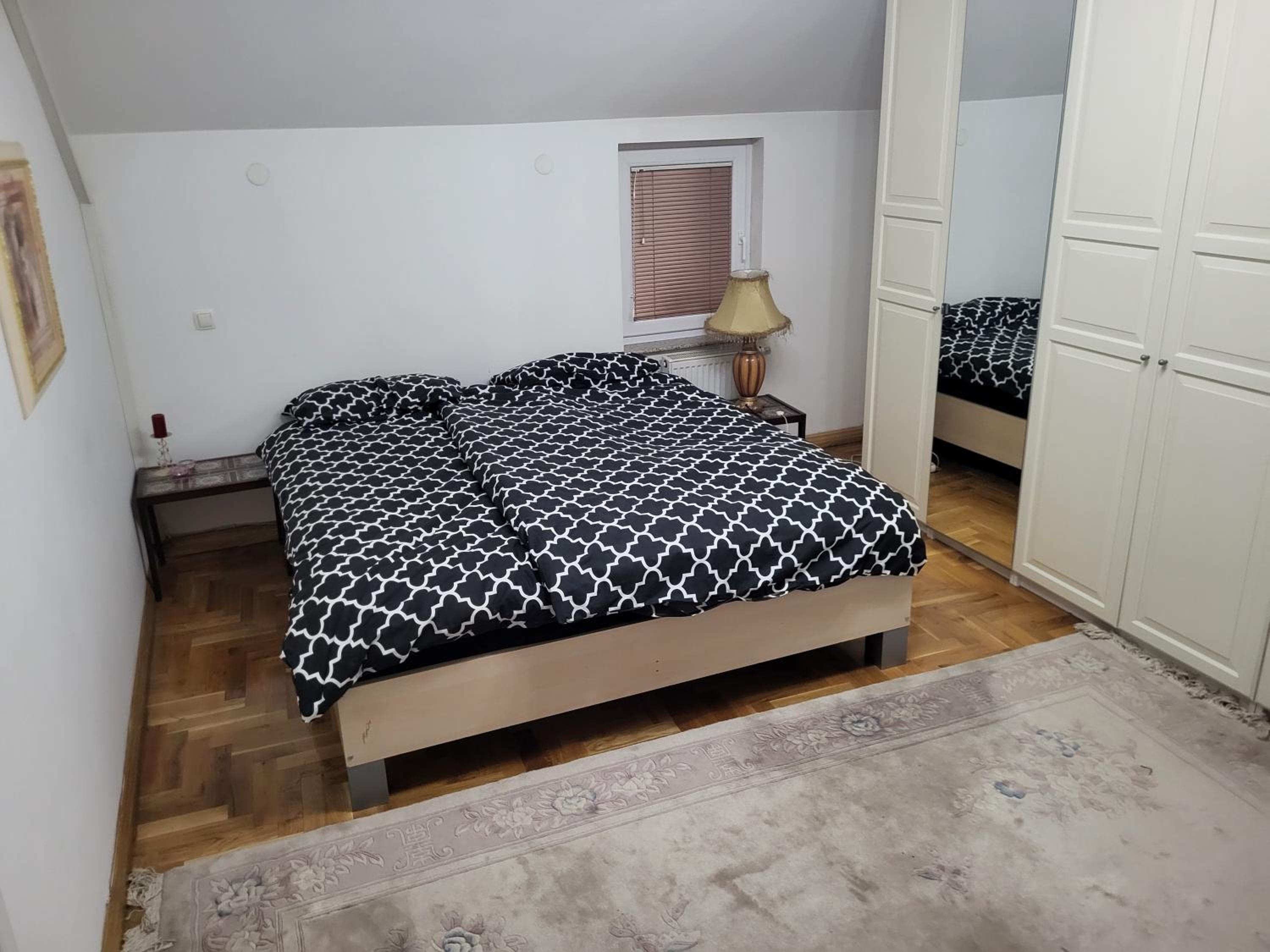 Residence Apartments Hari Sarajevo, Spacy Apartments, Free parking, Aircondition, Airport 1,5 km