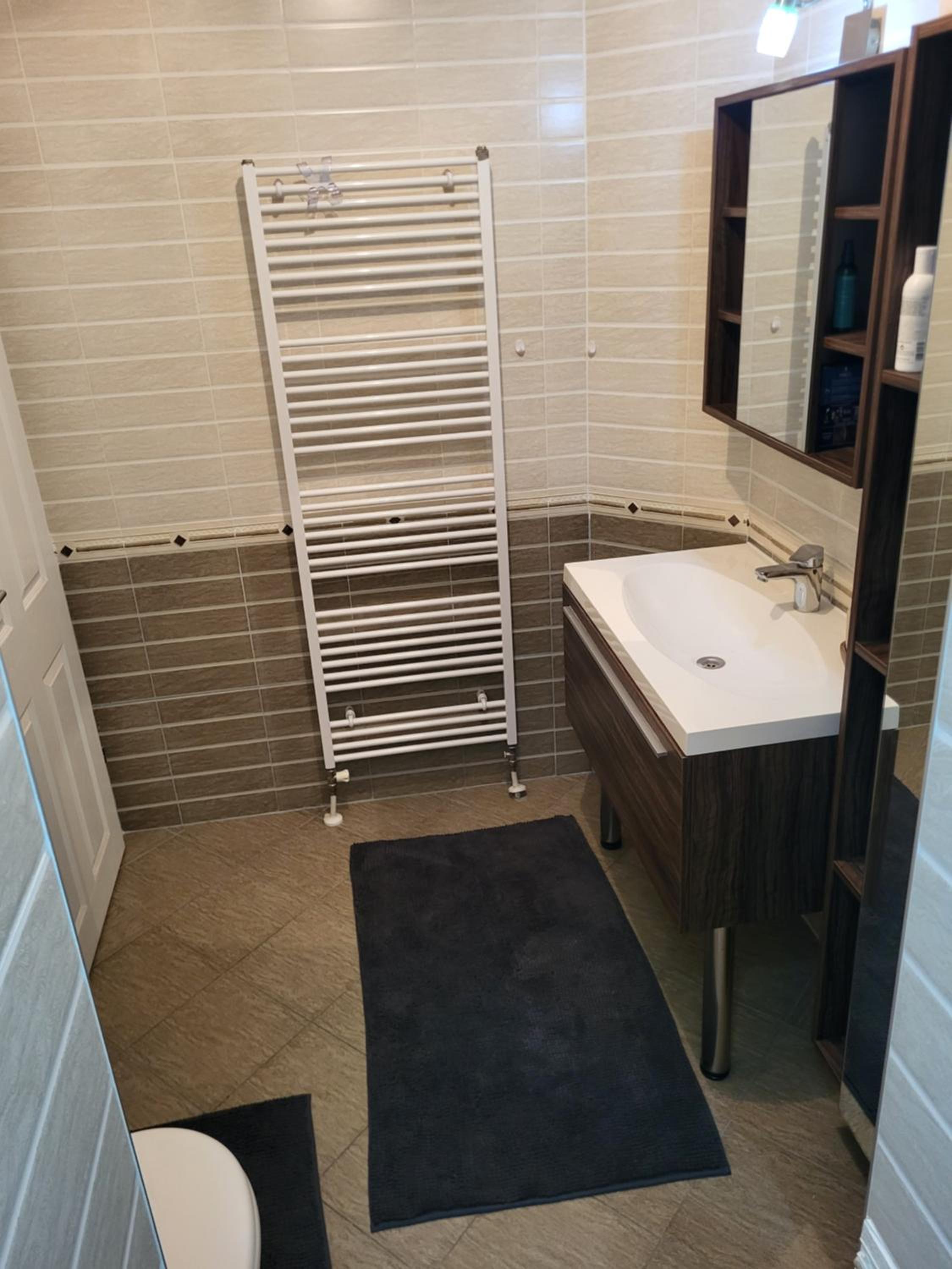 Residence Apartments Hari Sarajevo, Spacy Apartments, Free parking, Aircondition, Airport 1,5 km