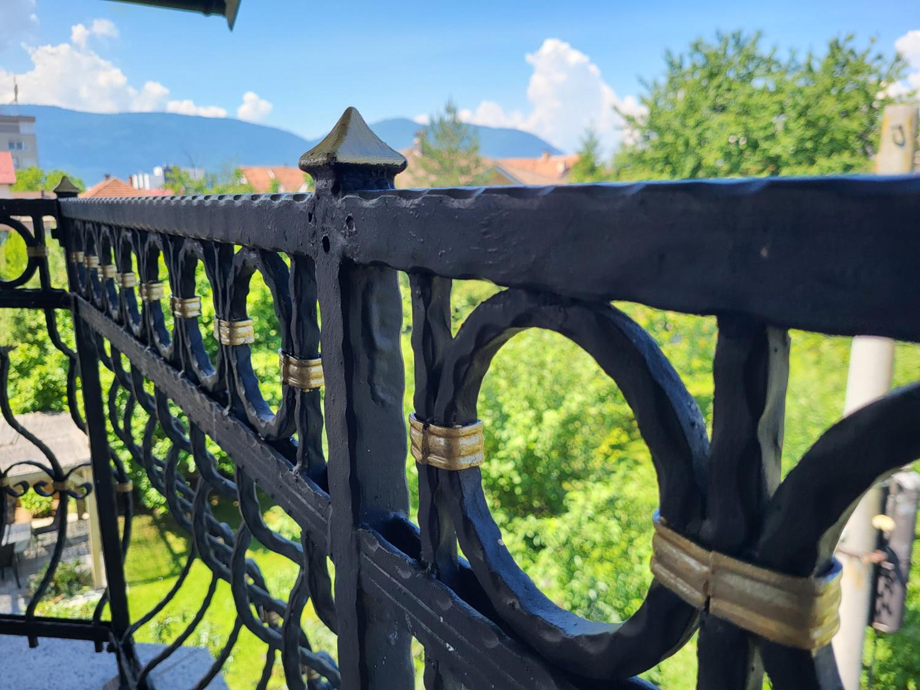 Residence Apartments Hari Sarajevo, Spacy Apartments, Free parking, Aircondition, Airport 1,5 km