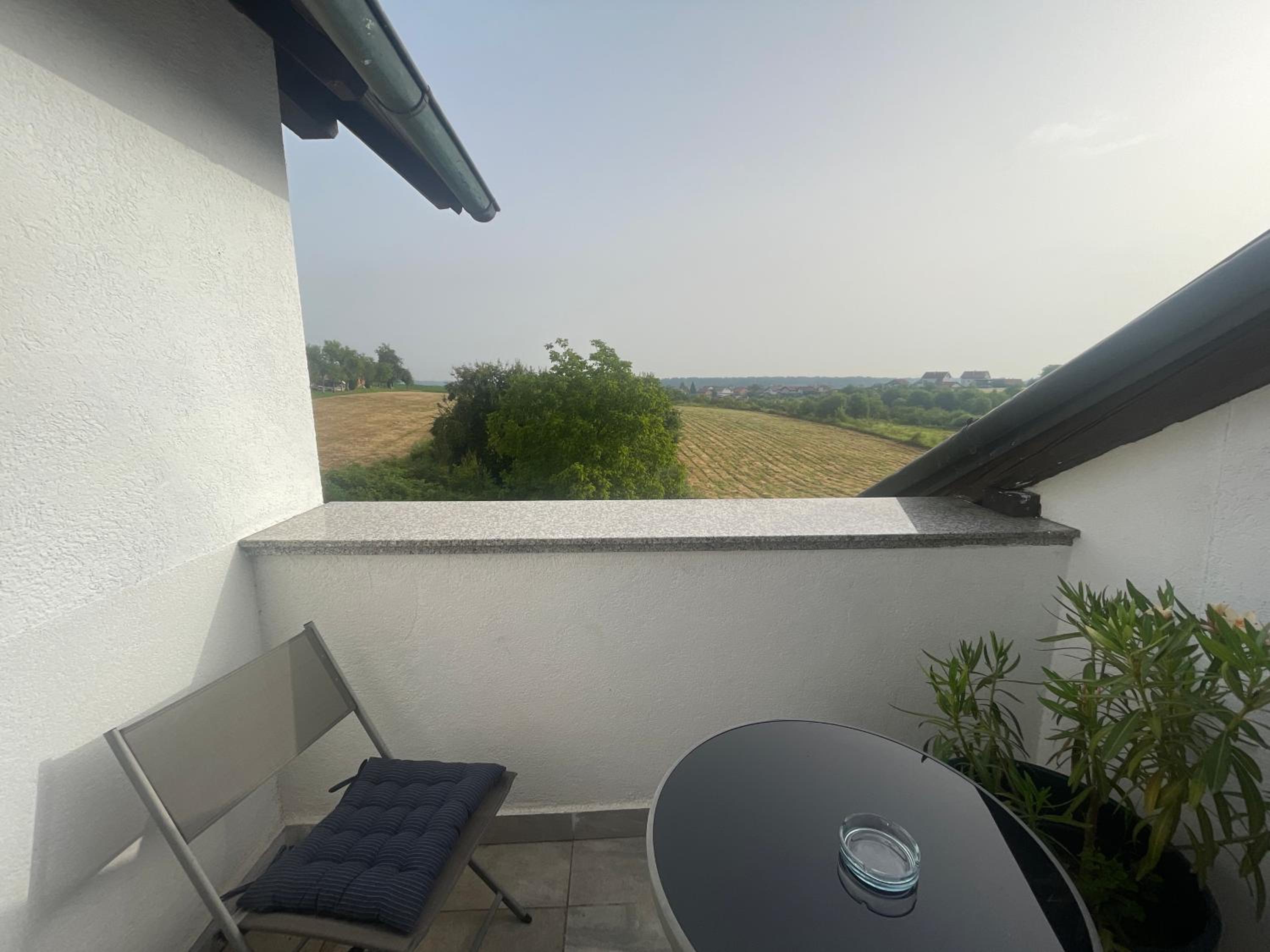 Vila Milka - Balkon - Besplatan parking - Samostalna prijava