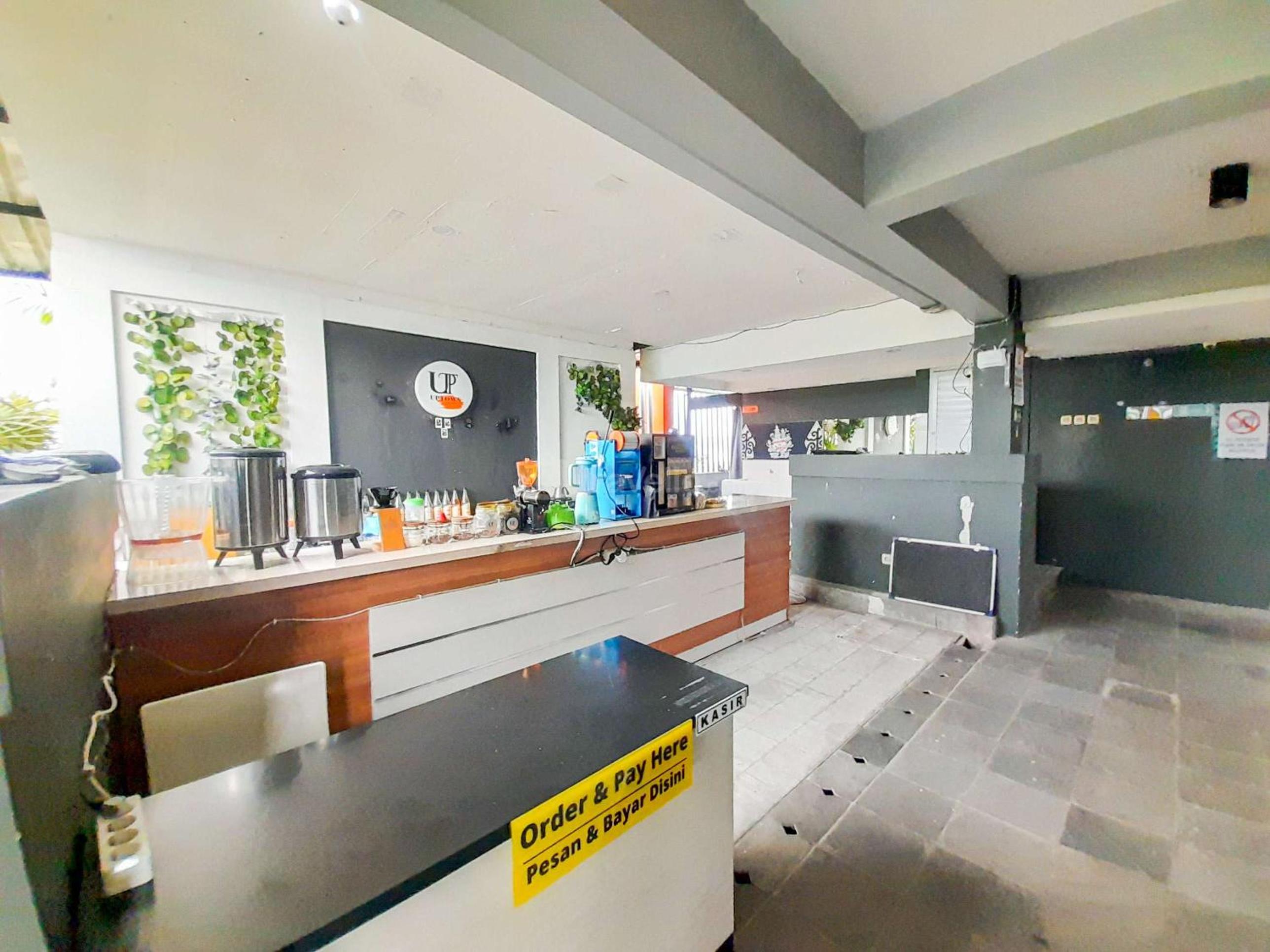 Homey and Warm 1BR at Student Castle Yogyakarta Apartment By Travelio view 3
