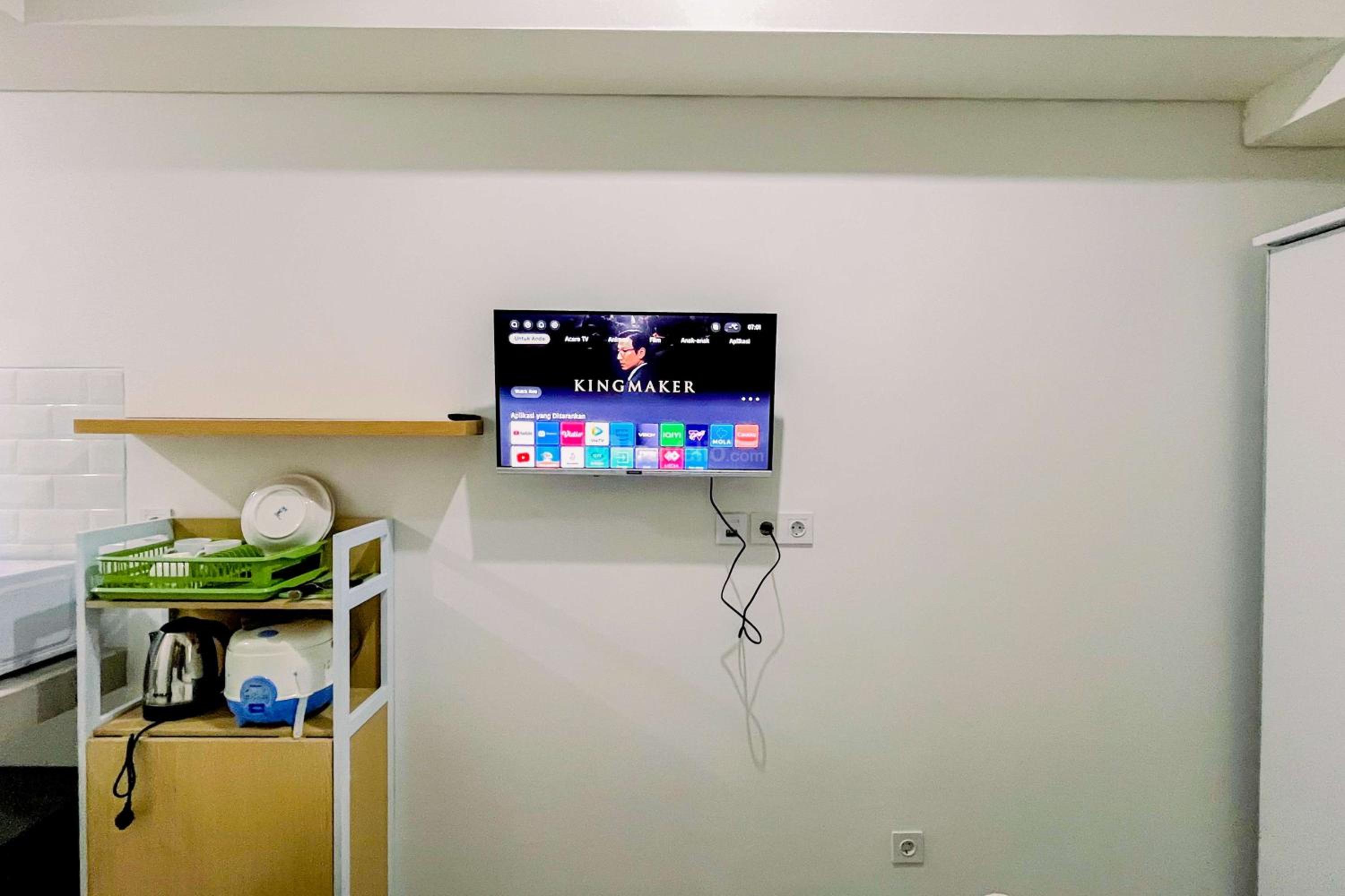 Comfort Stay Studio (No Kitchen) at Bandaraya - Tallasa City Makassar Apartment By Travelio view 2