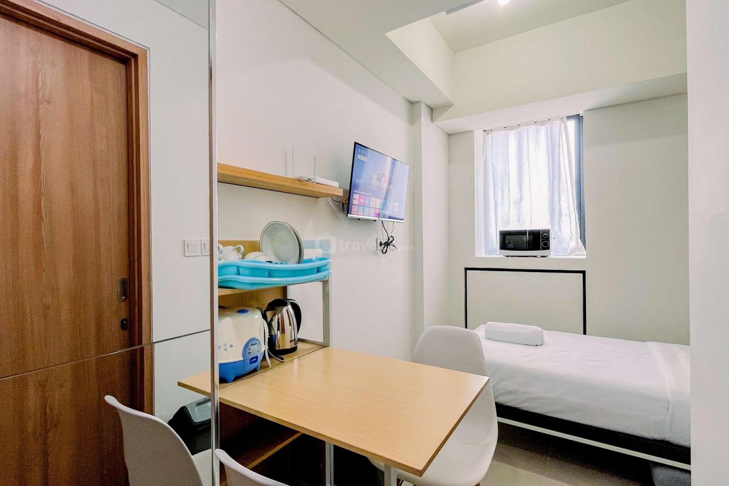Nice Studio (No Kitchen) at Bandaraya - Tallasa City Makassar Apartment By Travelio view 3